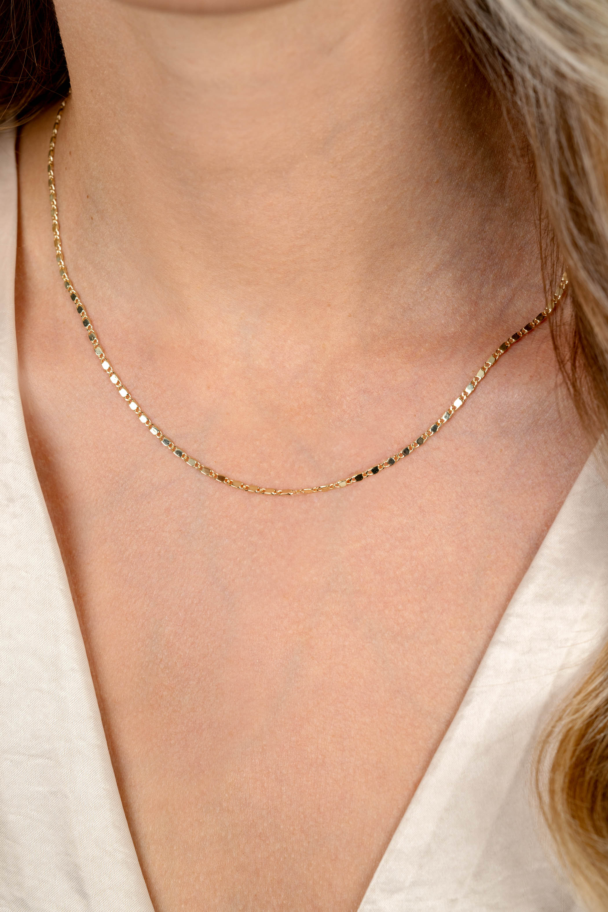 ZINZI Gold 14 Karat massive Goldkette mit glänzenden Fantasieplättchen, 1,7mm breit, 41-43cm lang ZGC497
