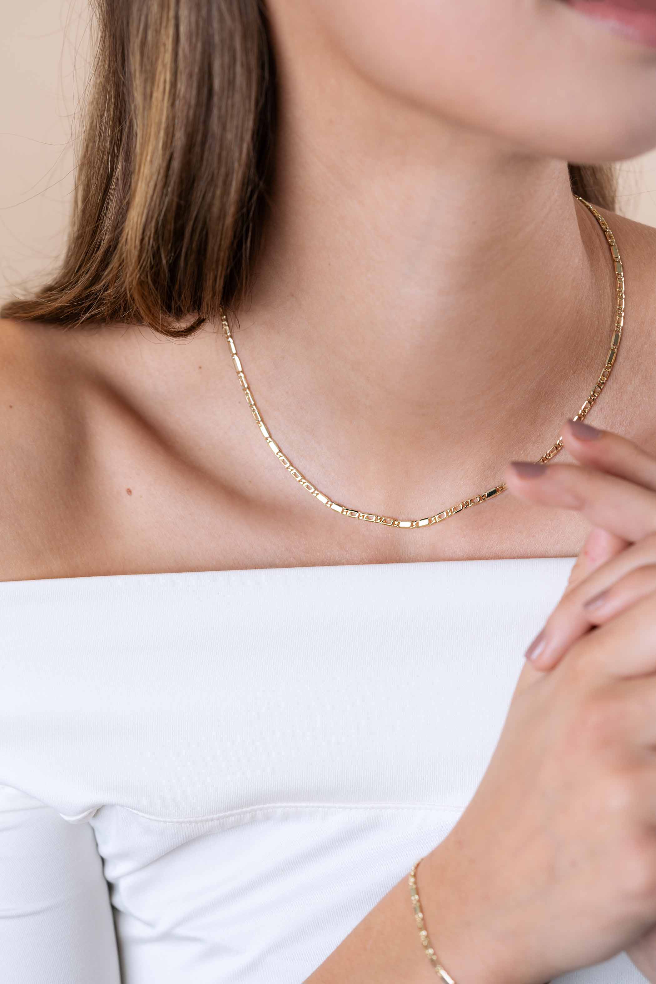 ZINZI Gold 14 Karat massiv goldene Kette mit Falkenauge-Gliedern und glänzenden Plättchen, 2,6mm breit, 41-43cm ZGC499
