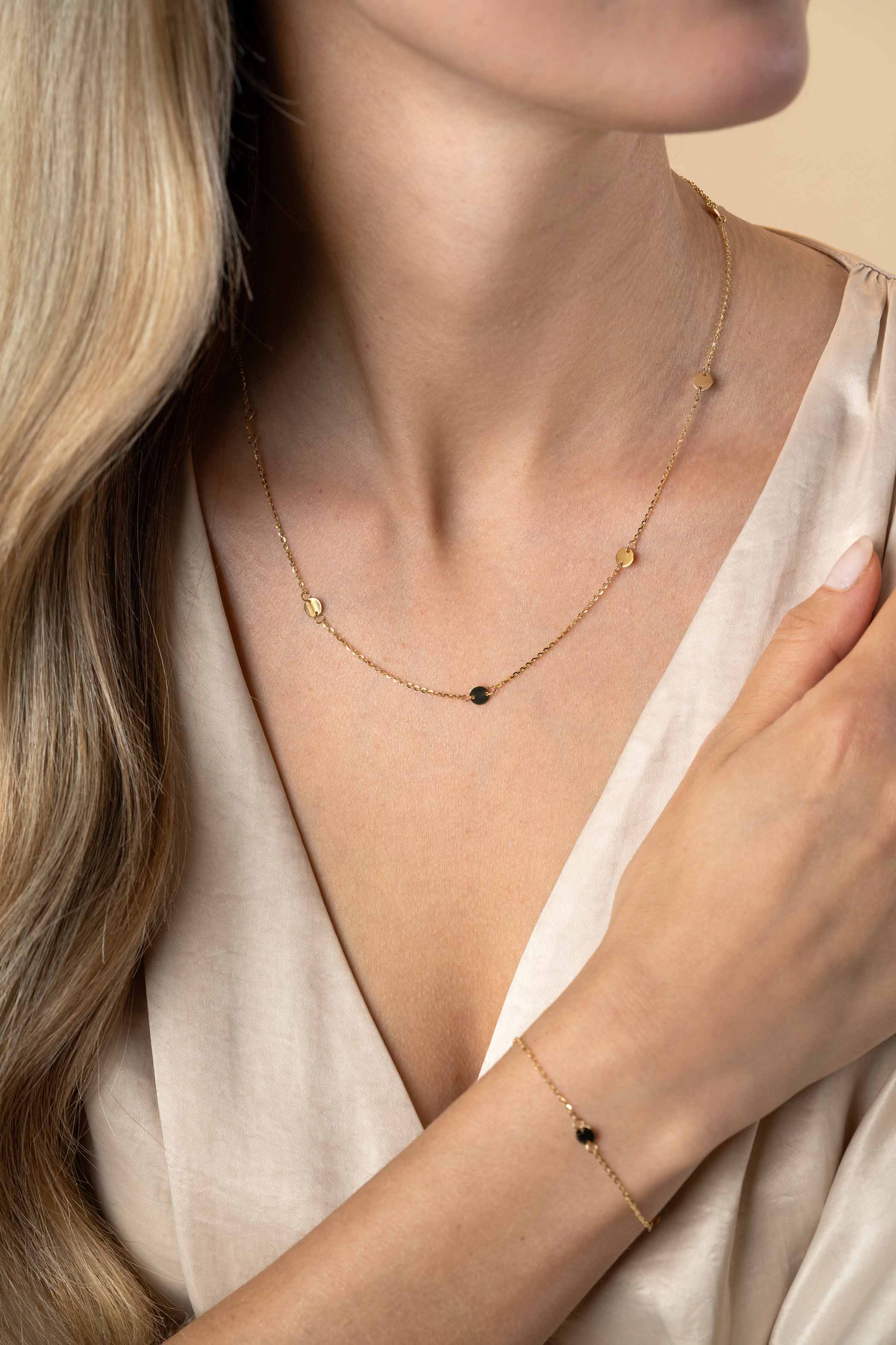 ZINZI GOLD collier met 6 ronde plaatjes 43/45cm
