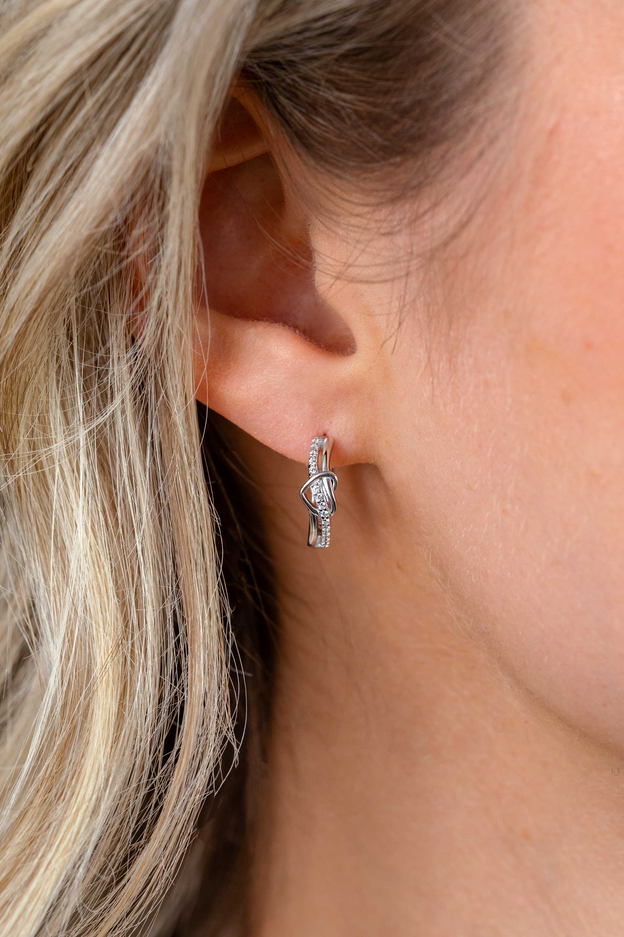 ZINZI zlv. oorringen golf met hart en zirconia's