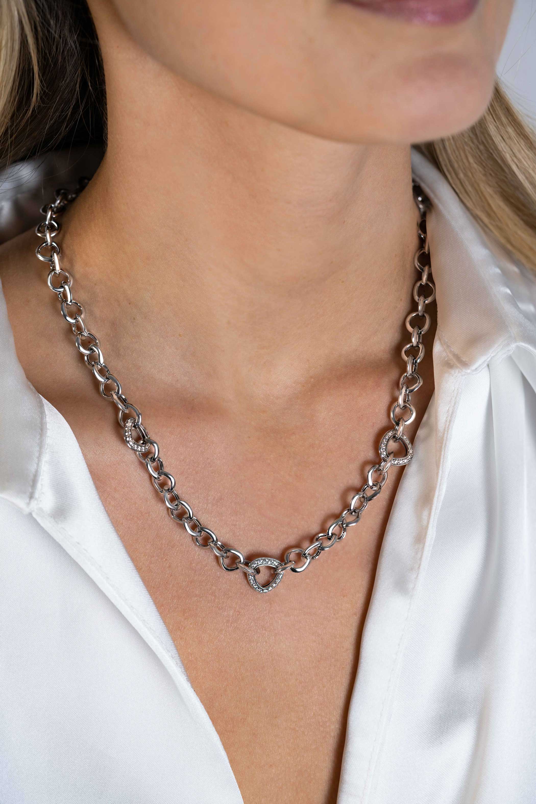 ZINZI zlv. collier met 3x schakels driehoek zirc.