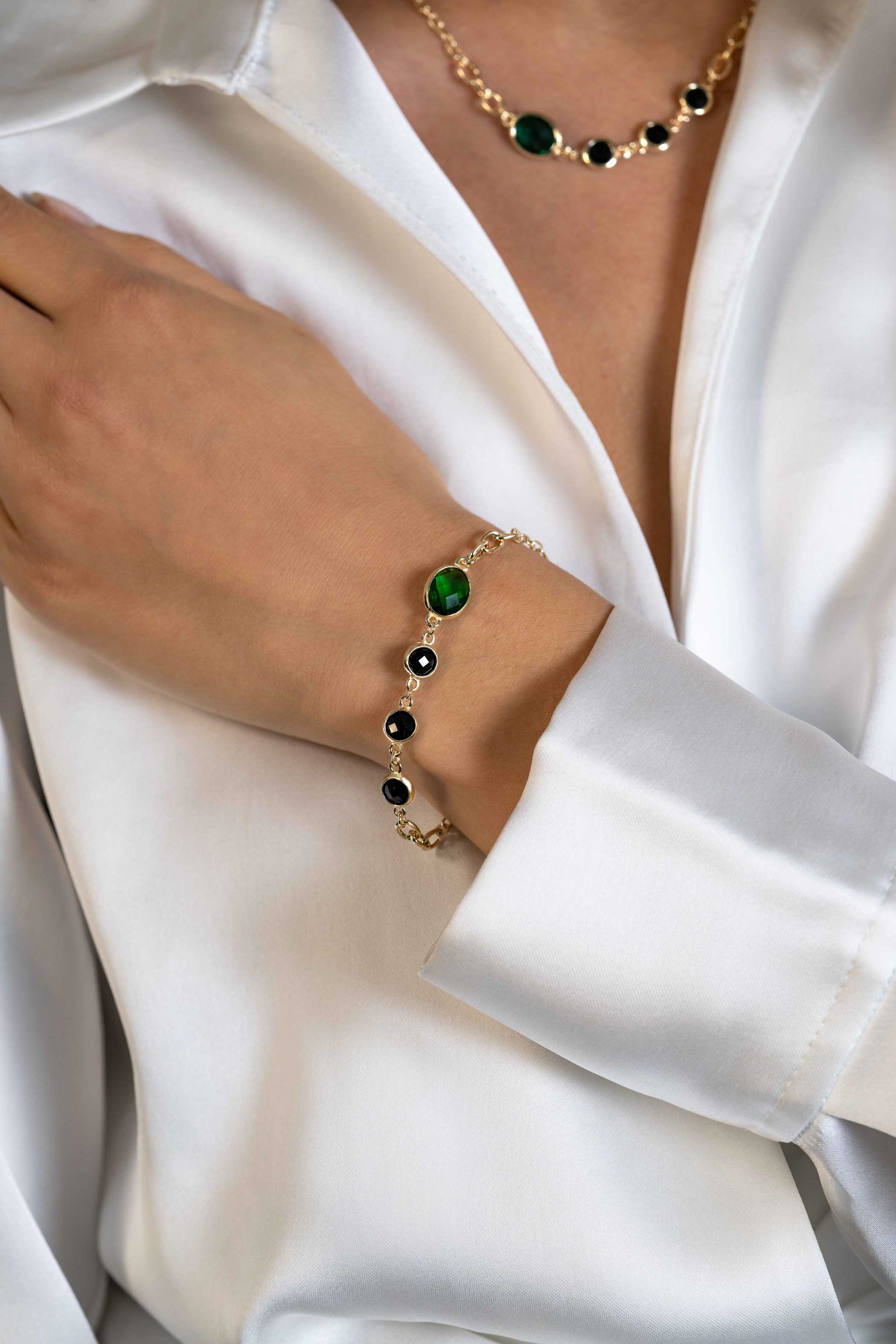 ZINZI zlv. armband gg.verg. met groen en zwart
