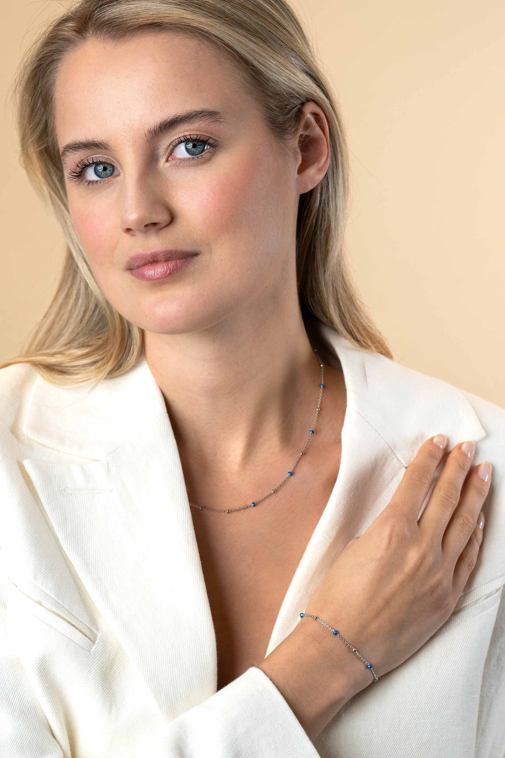 ZINZI zlv. collier 42-45cm met zlv.en blauwe bolletjes