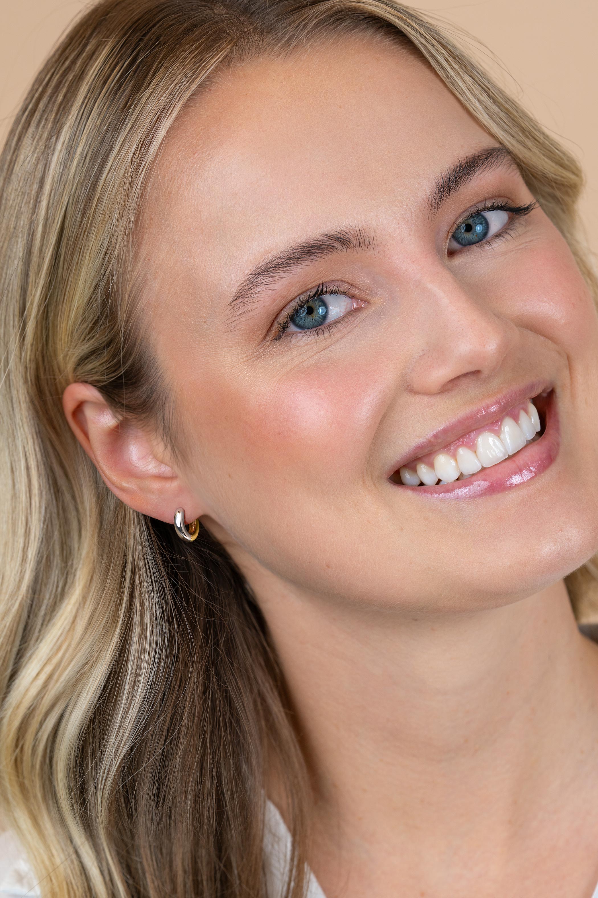 ZINZI zlv. klapcreolen 1 kant zlv 1 kant geel 12x3mm