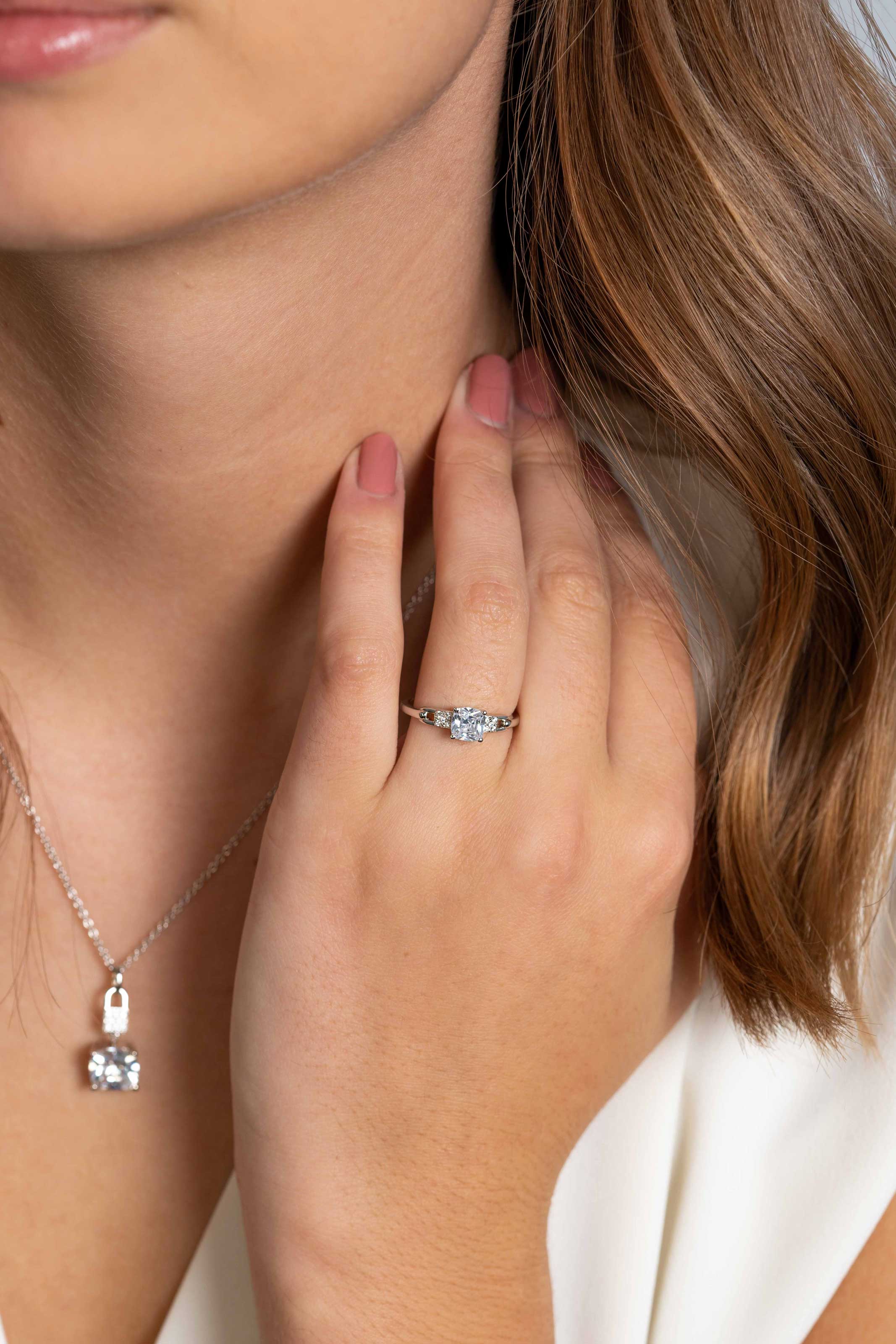 ZINZI Silberring mit quadratischen weißen Zirkonia- und Fantasie-Pavé-Fassung ZIR2268