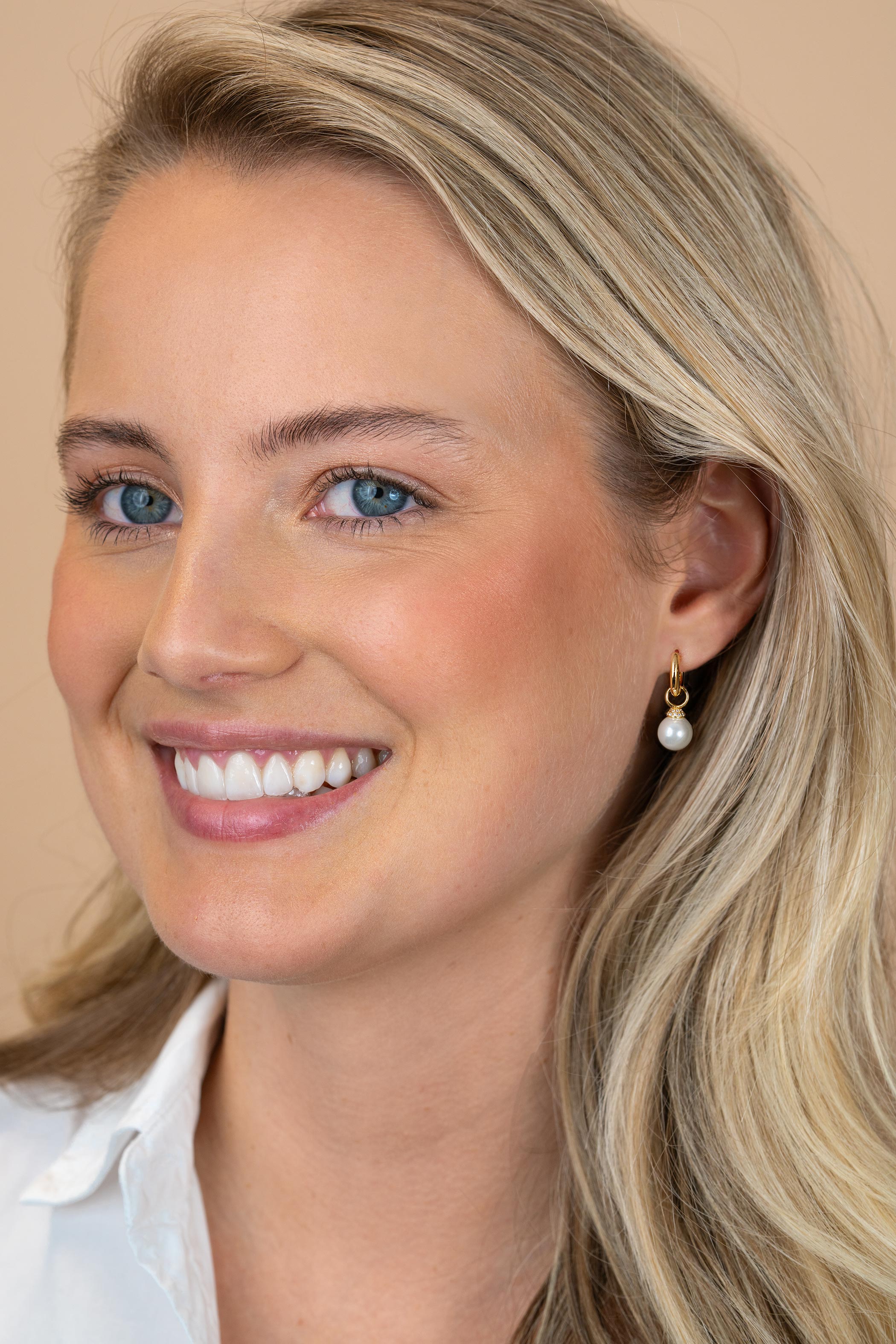 ZINZI zlv. oorbedels gg.verg.kapje zirc. parel 8mm