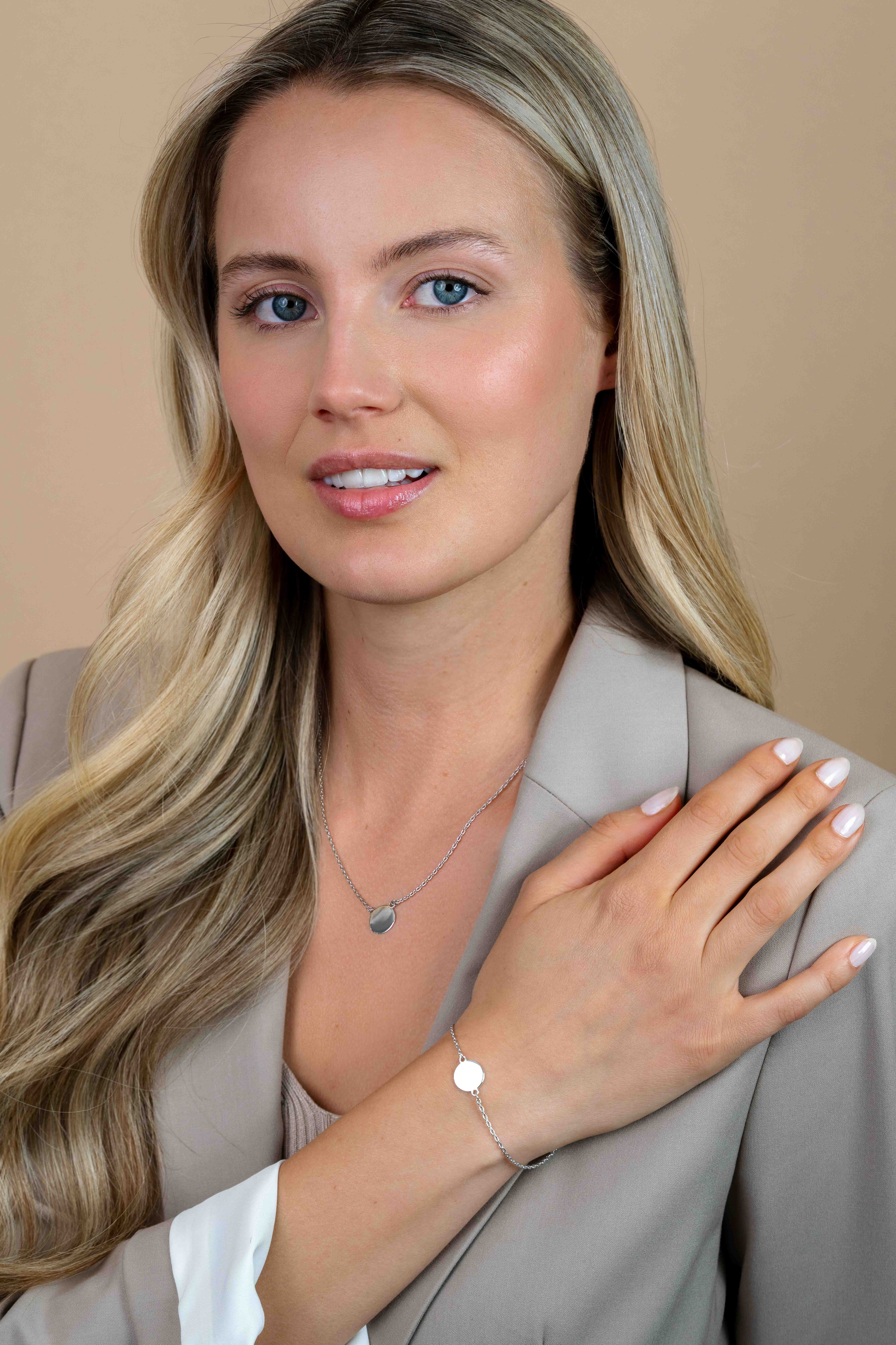 ZINZI zlv. collier met rond plaatje 11mm 42/45cm