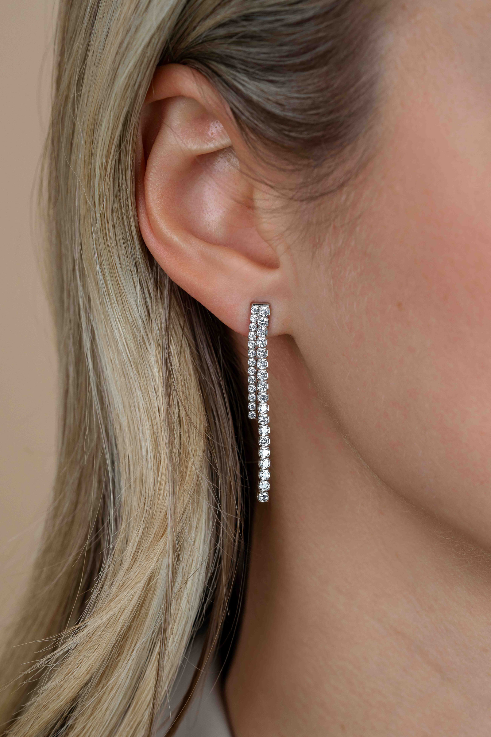 ZINZI zlv. oorstekers 2 rijen zirconia's versch.lengtes