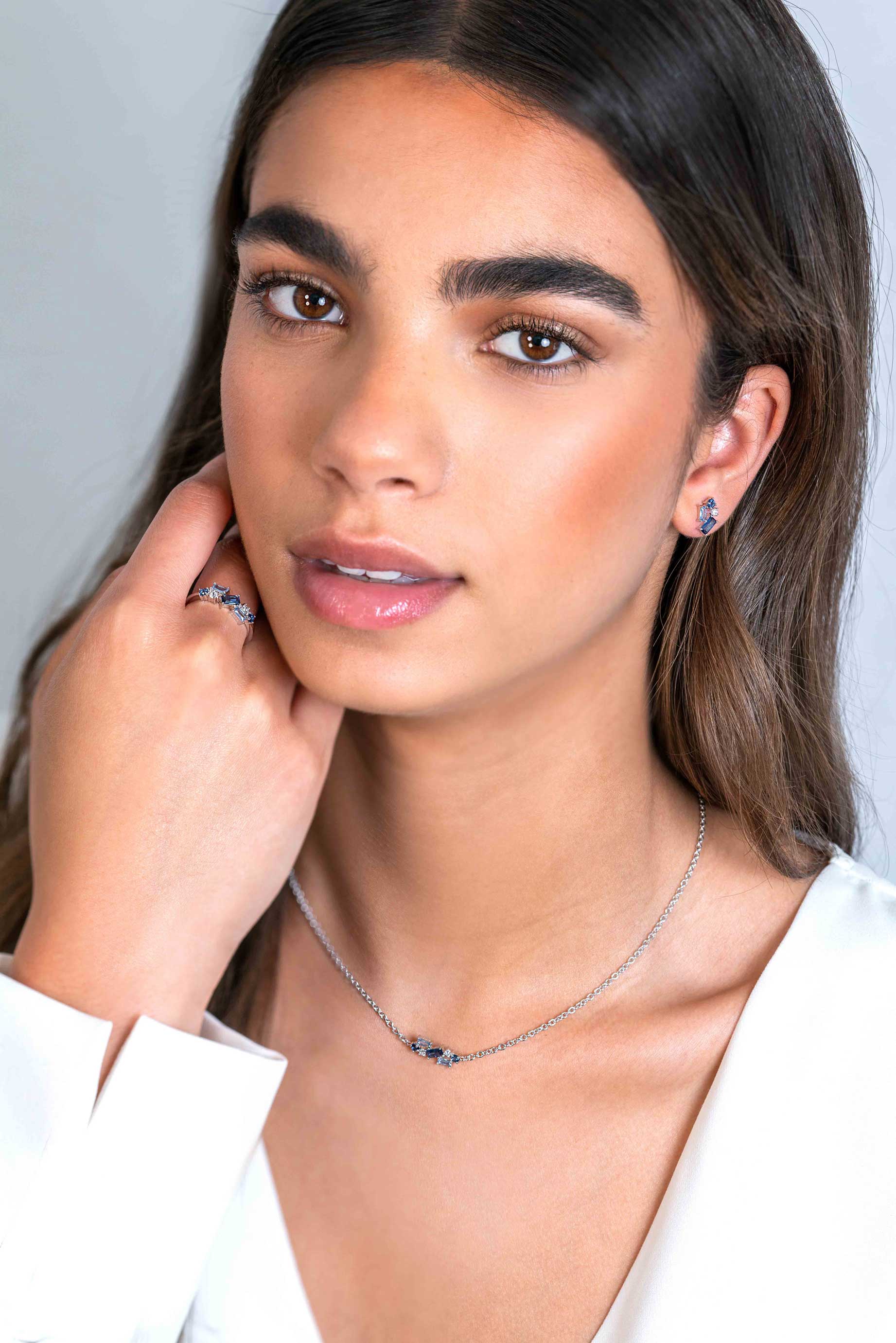 ZINZI zlv. collier fatasie met blauw/wit zirconiai's