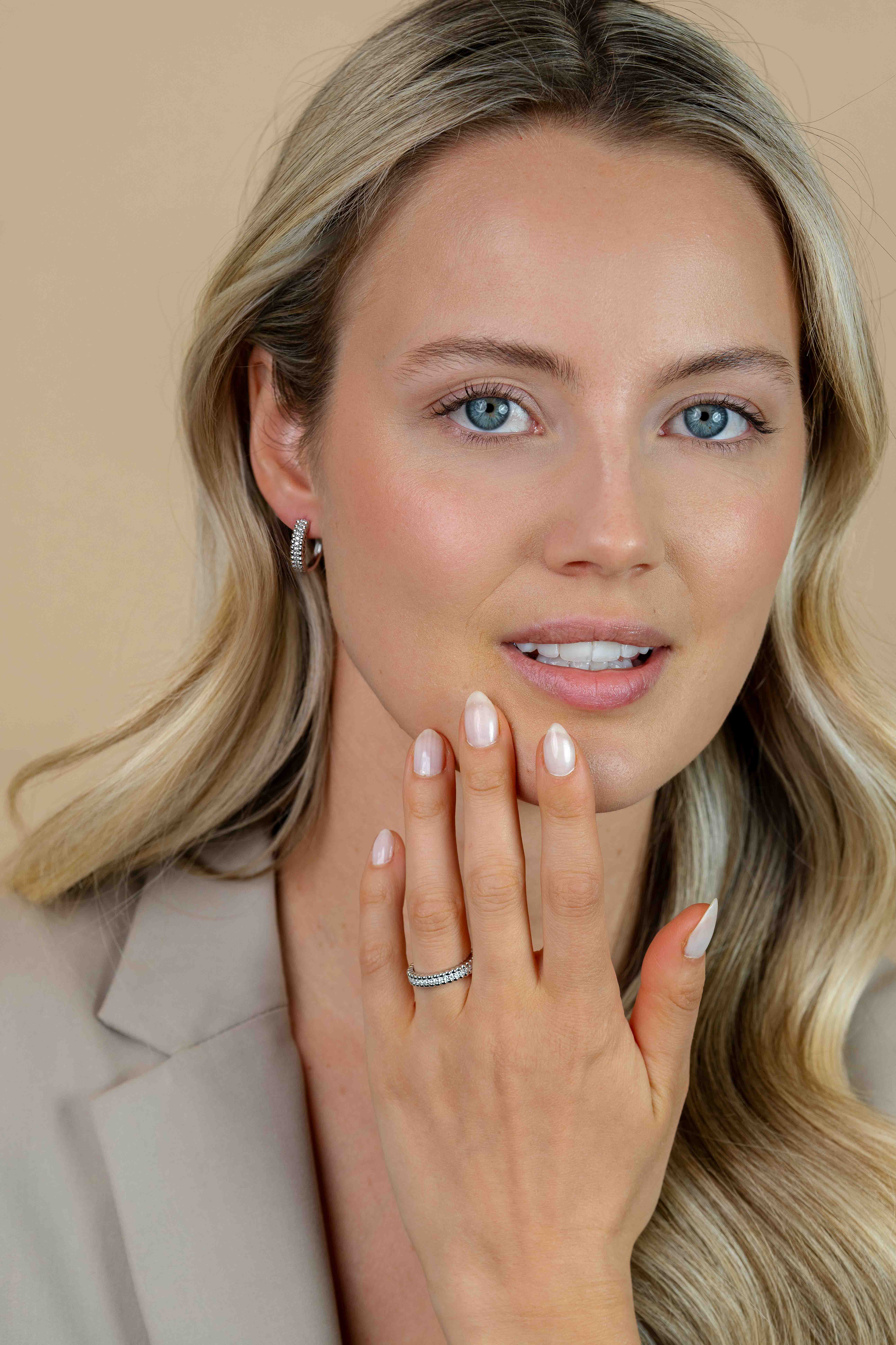 ZINZI zlv. klapcr. buitenranden bolletjes midden zirc.