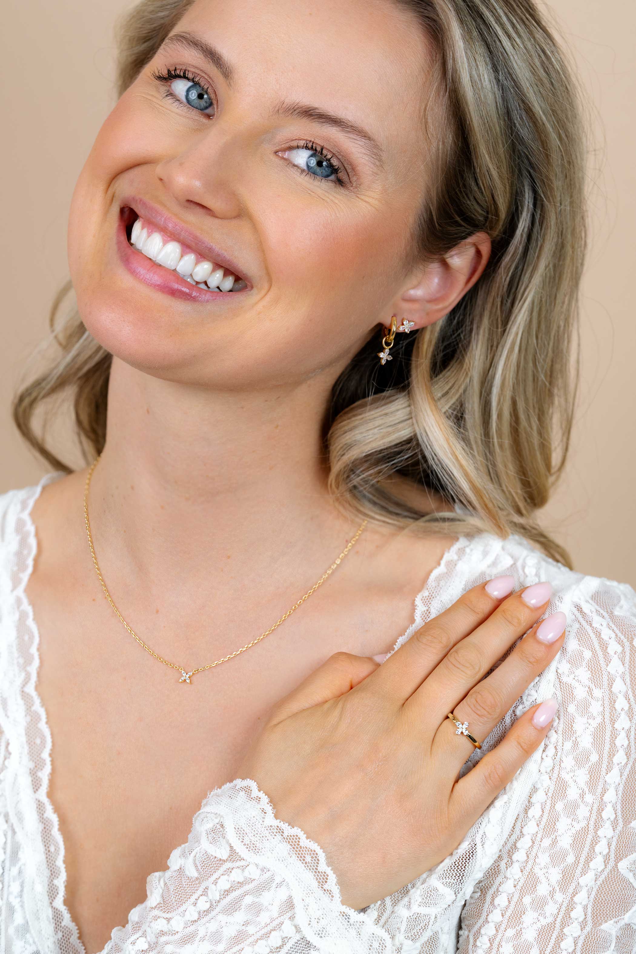 ZINZI zlv. collier gg.verg.bloemvorm van peer zric.