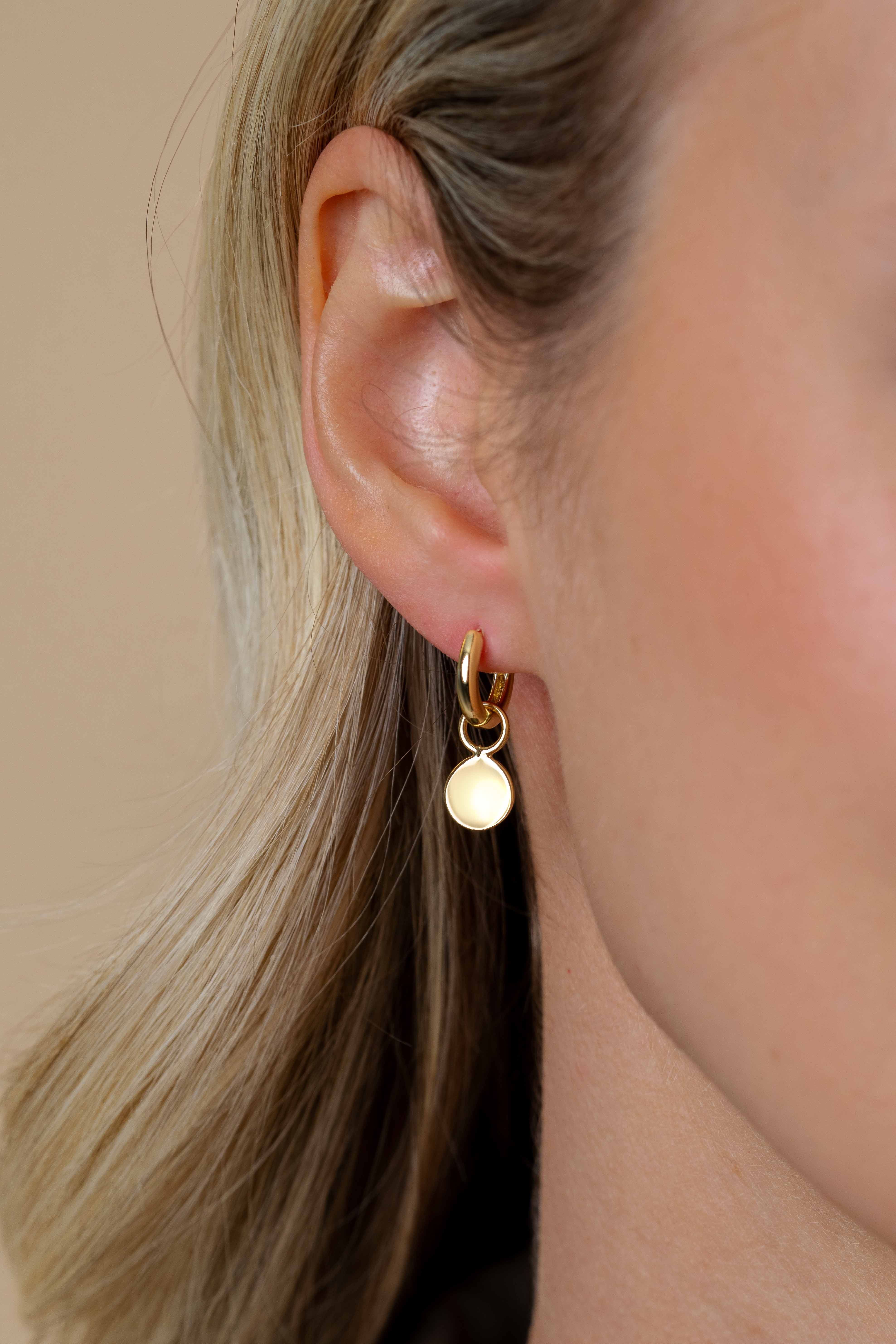 ZINZI zlv. creoolhangers geel verguld rond plaatje