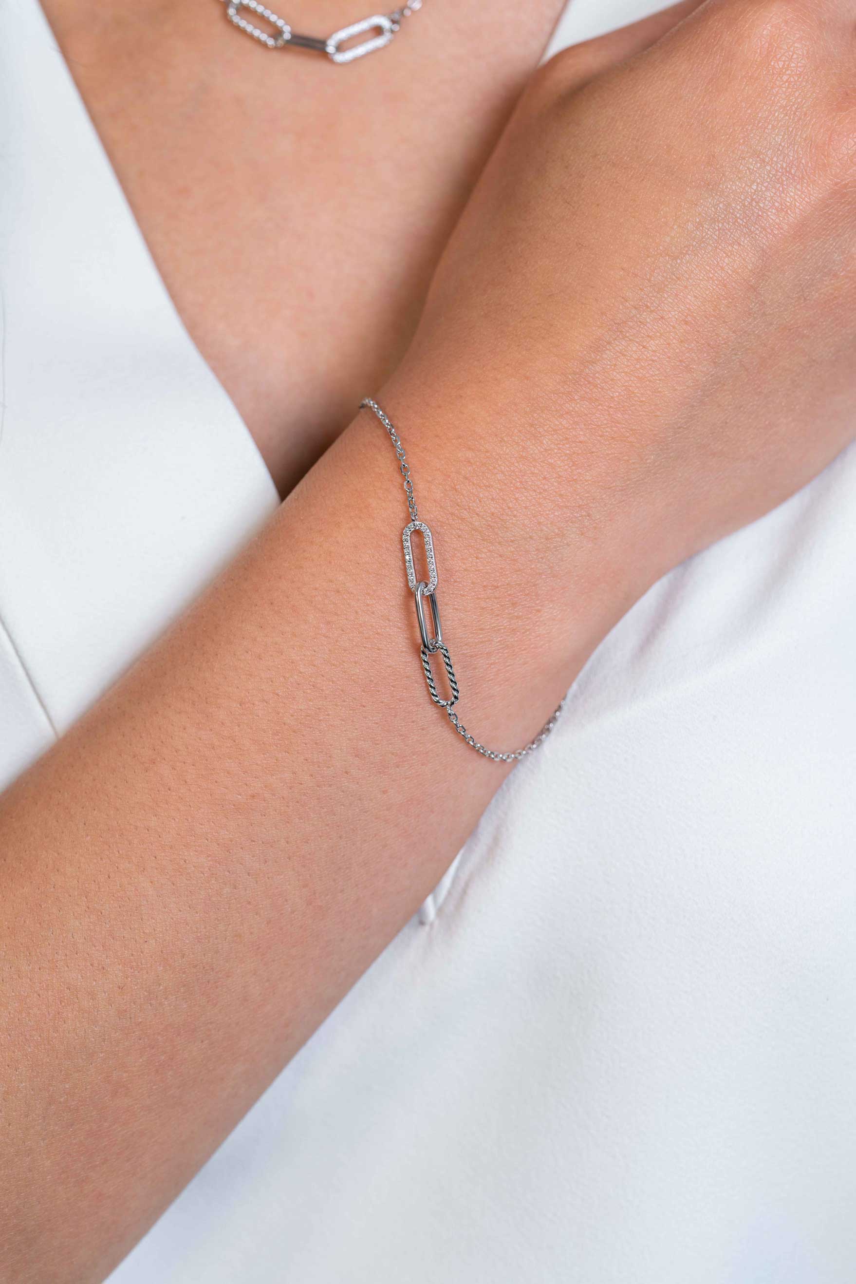 ZINZI zlv. armb. met 3 paperclip schakels fant/zirc.