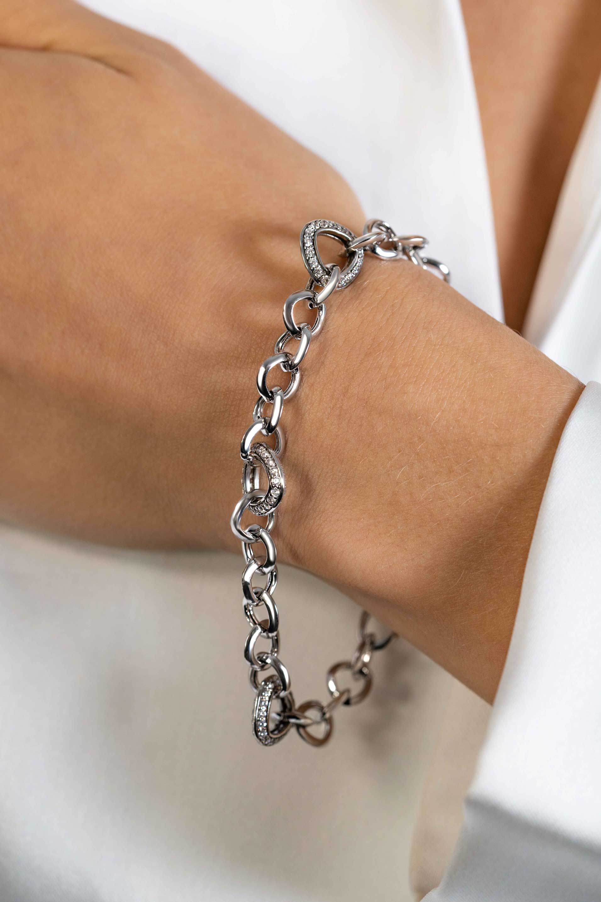 ZINZI zlv. armband met schakels driehoek zirc.