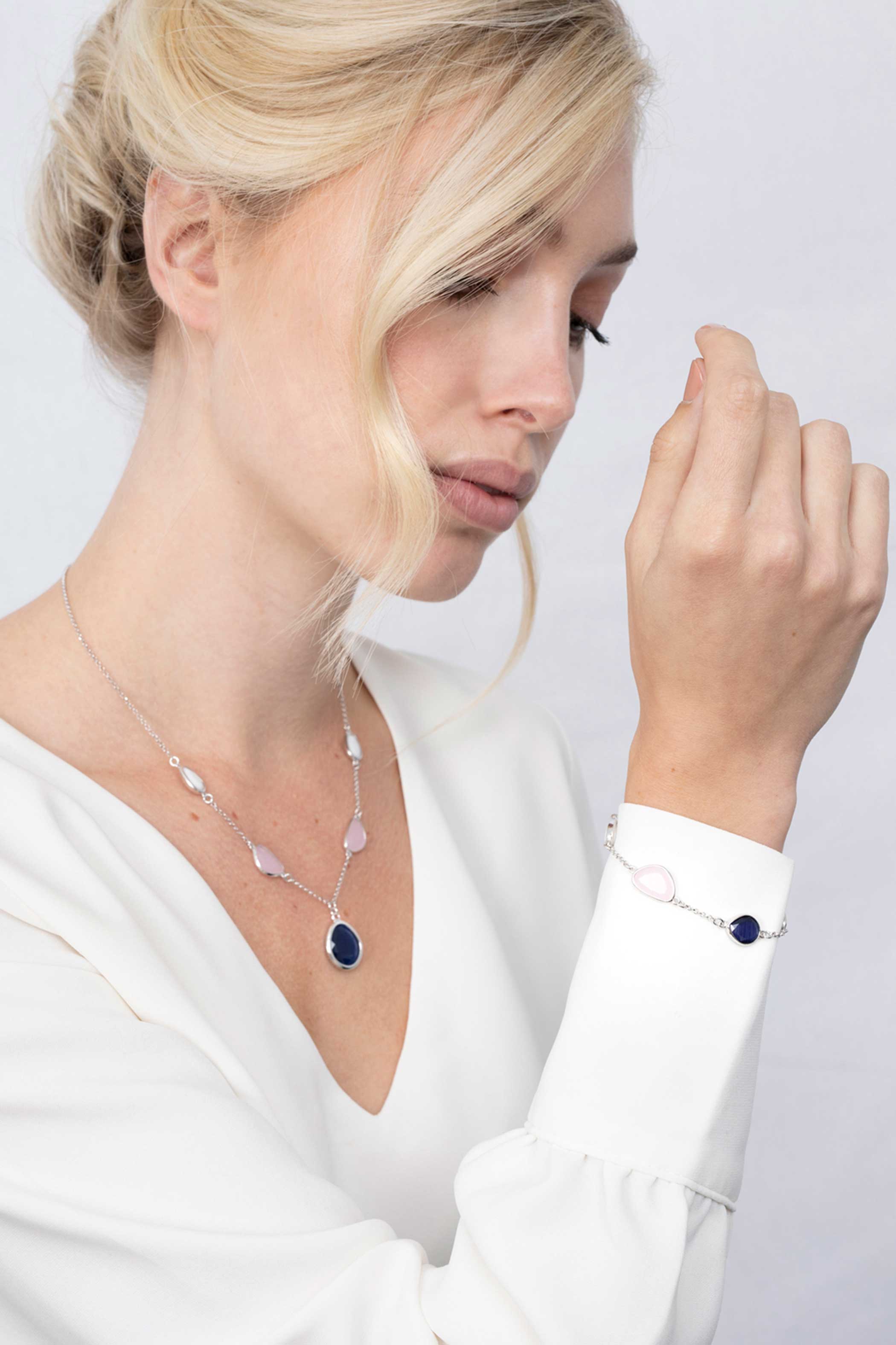 ZINZI silbernes stilvolles Armband mit  weißen, rosanen und blauen Farbsteinen in trendy Formen  ZIA1998