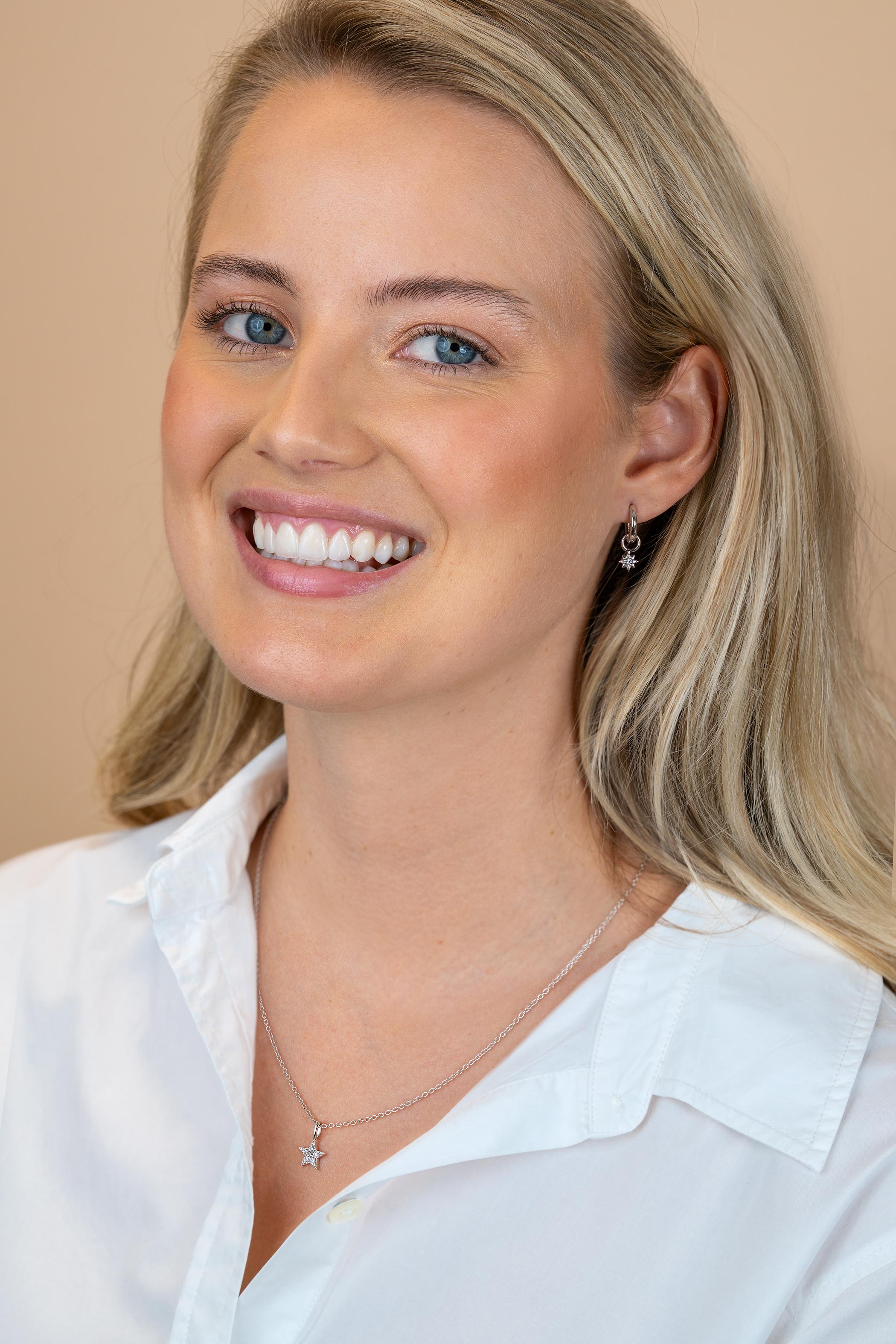 ZINZI zlv. oorbedel fantasie ster met zirconia's