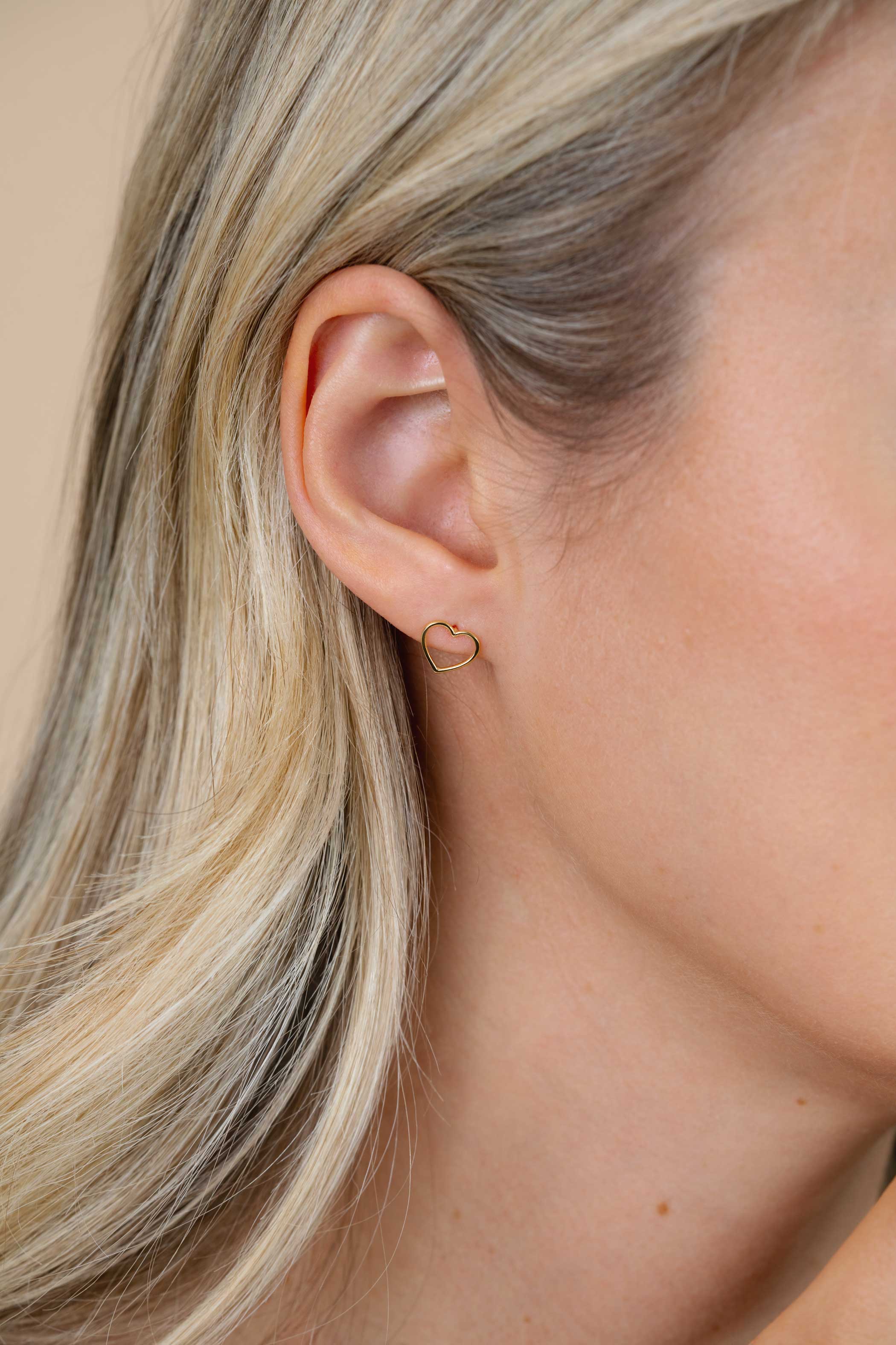 ZINZI silberne Ohrstecker 14K gelbvergoldet offen Herz 8mm ZIO1630G