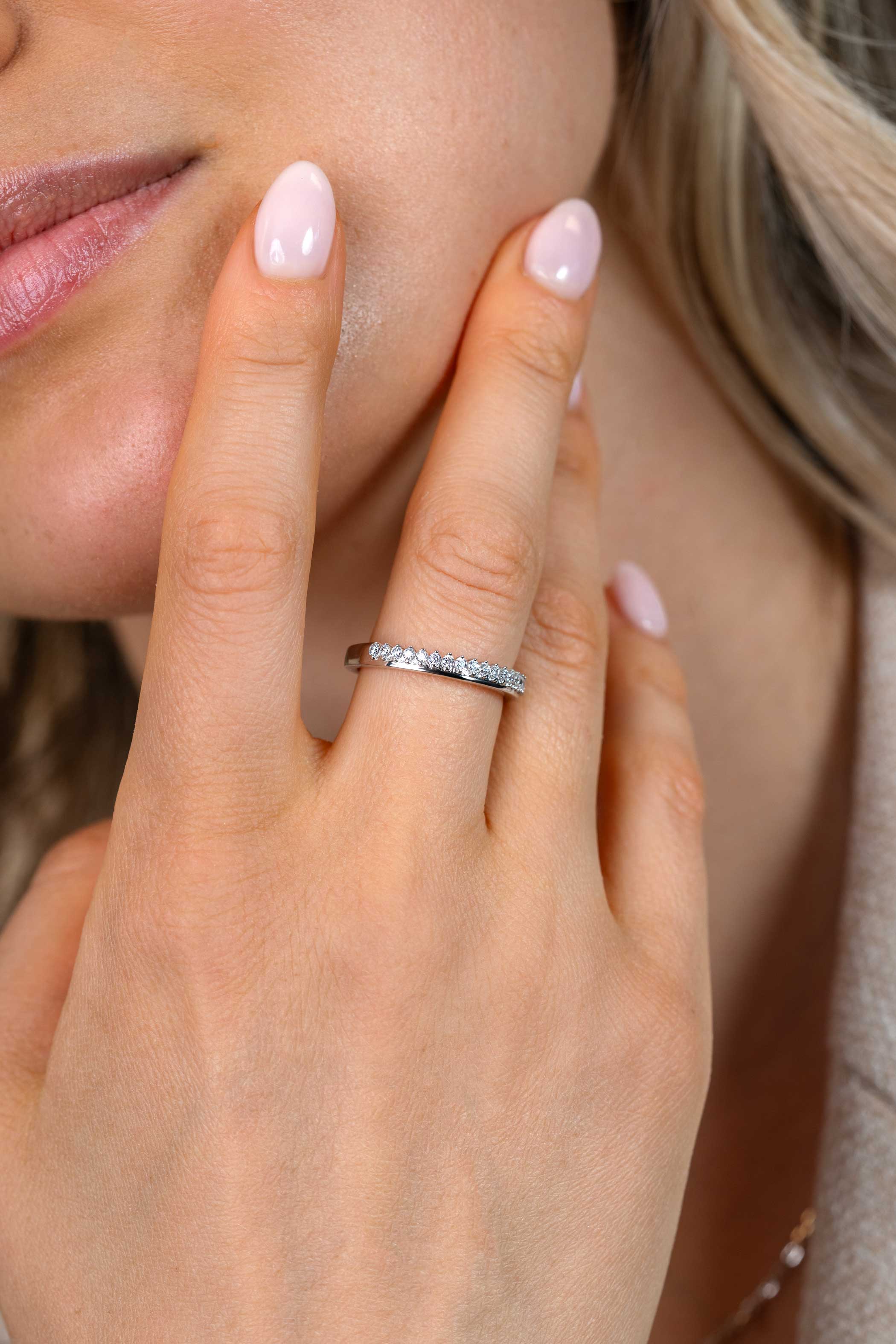 ZINZI zlv. ring half glad half zirconia's mt.62