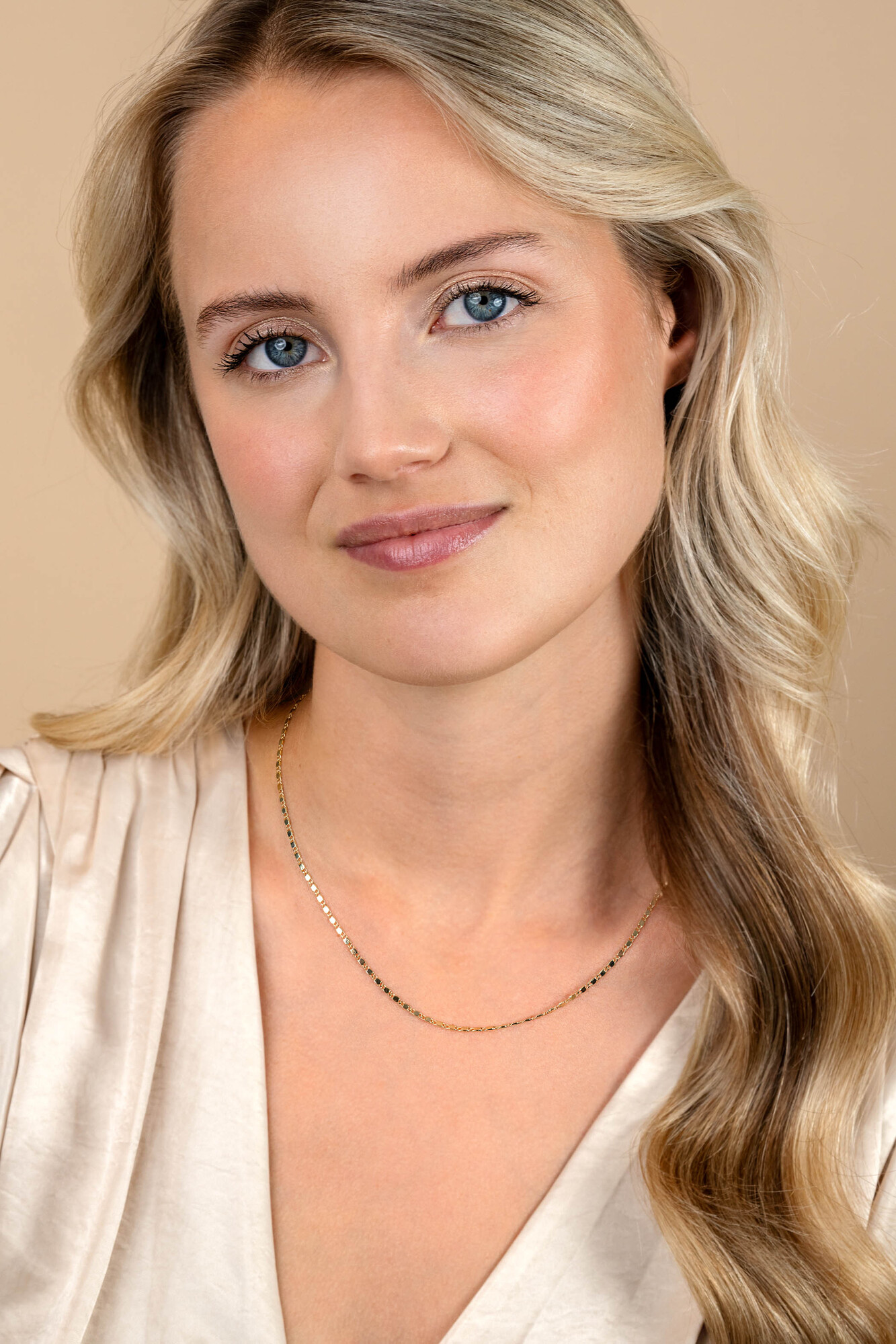 ZINZI Gold 14 Karat massive Goldkette mit glänzenden Fantasieplättchen, 1,7mm breit, 41-43cm lang ZGC497
