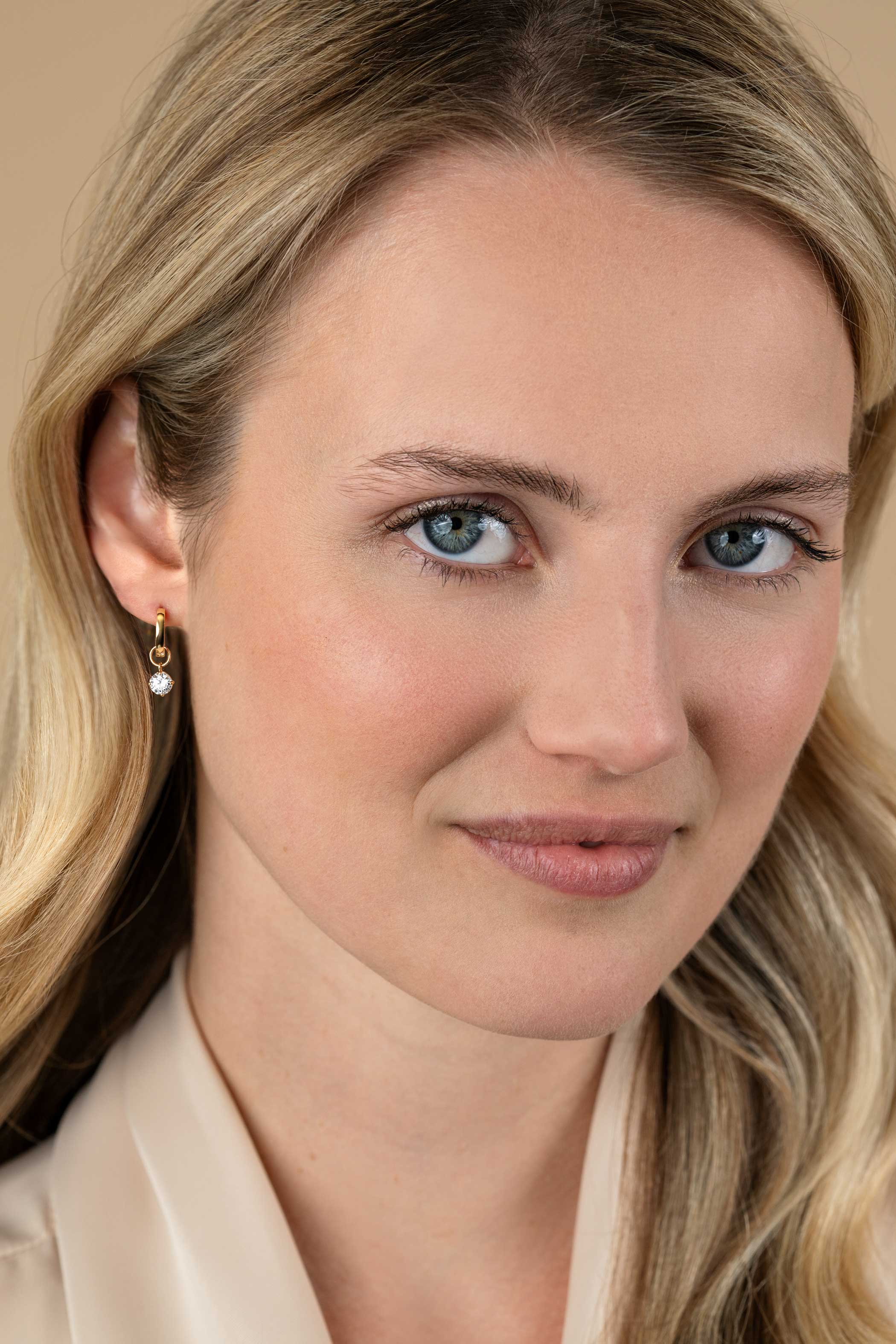 ZINZI GOLD oorbedels zirconia vierpoot chaton 5mm