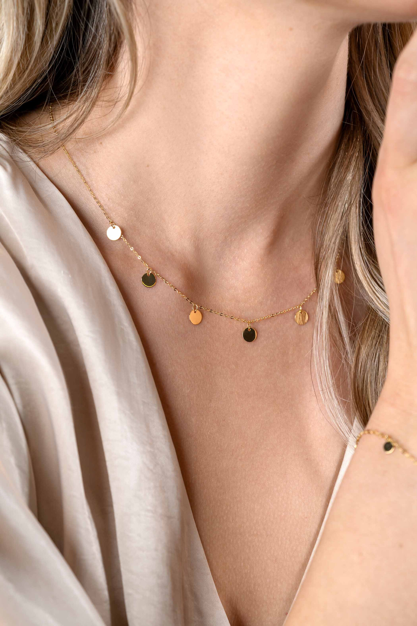 ZINZI Gold 14 Karat Goldkette mit 7 Kreisen 45cm ZGC167