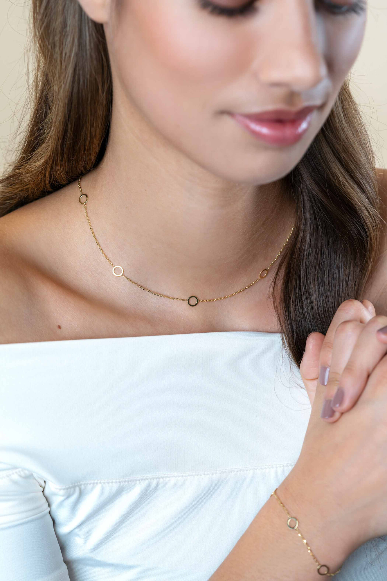 ZINZI GOLD collier met 5 open rondjes 43/45cm