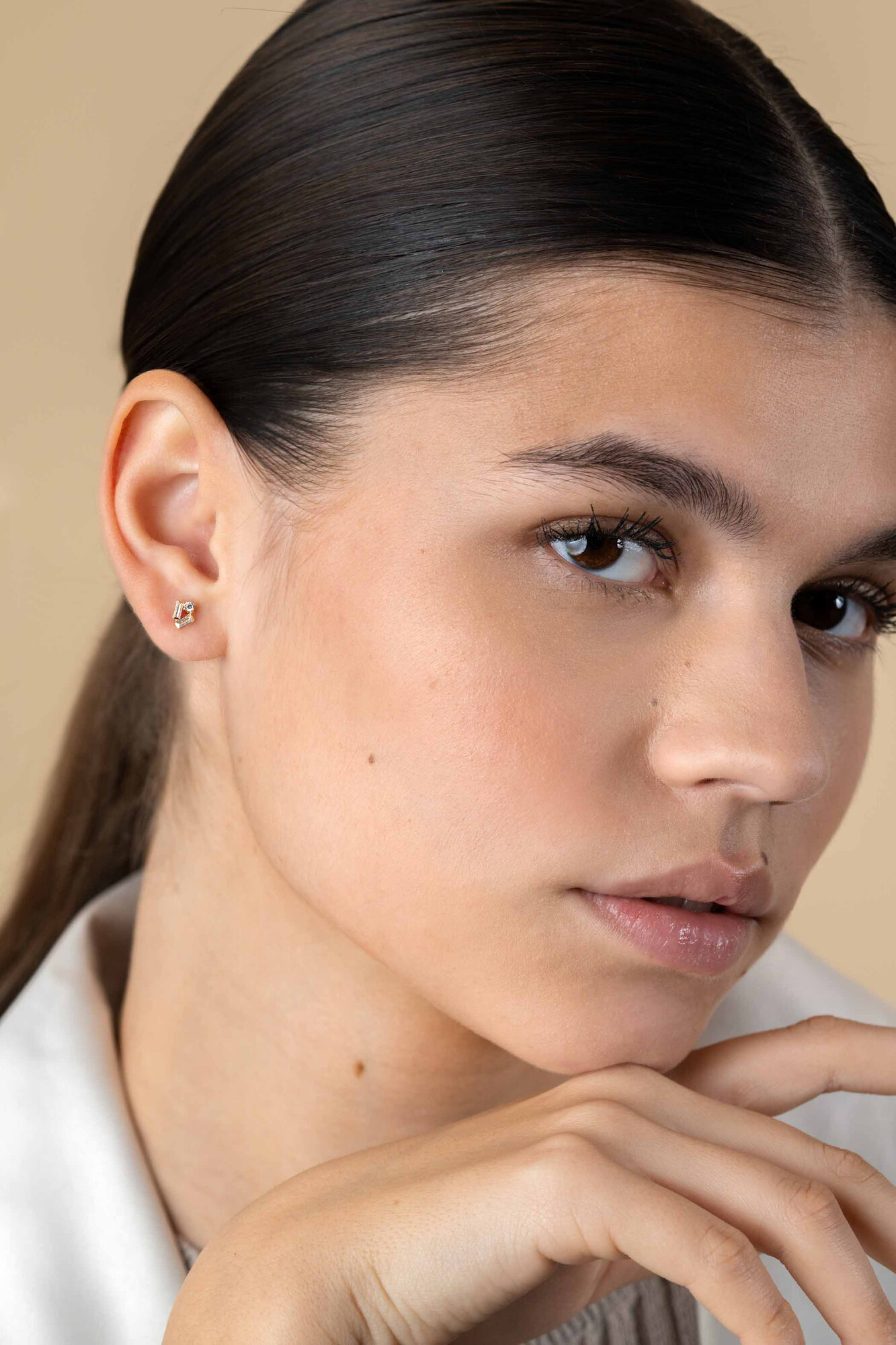 ZINZI GOLD oorknopjes met baquette en rond zirc.