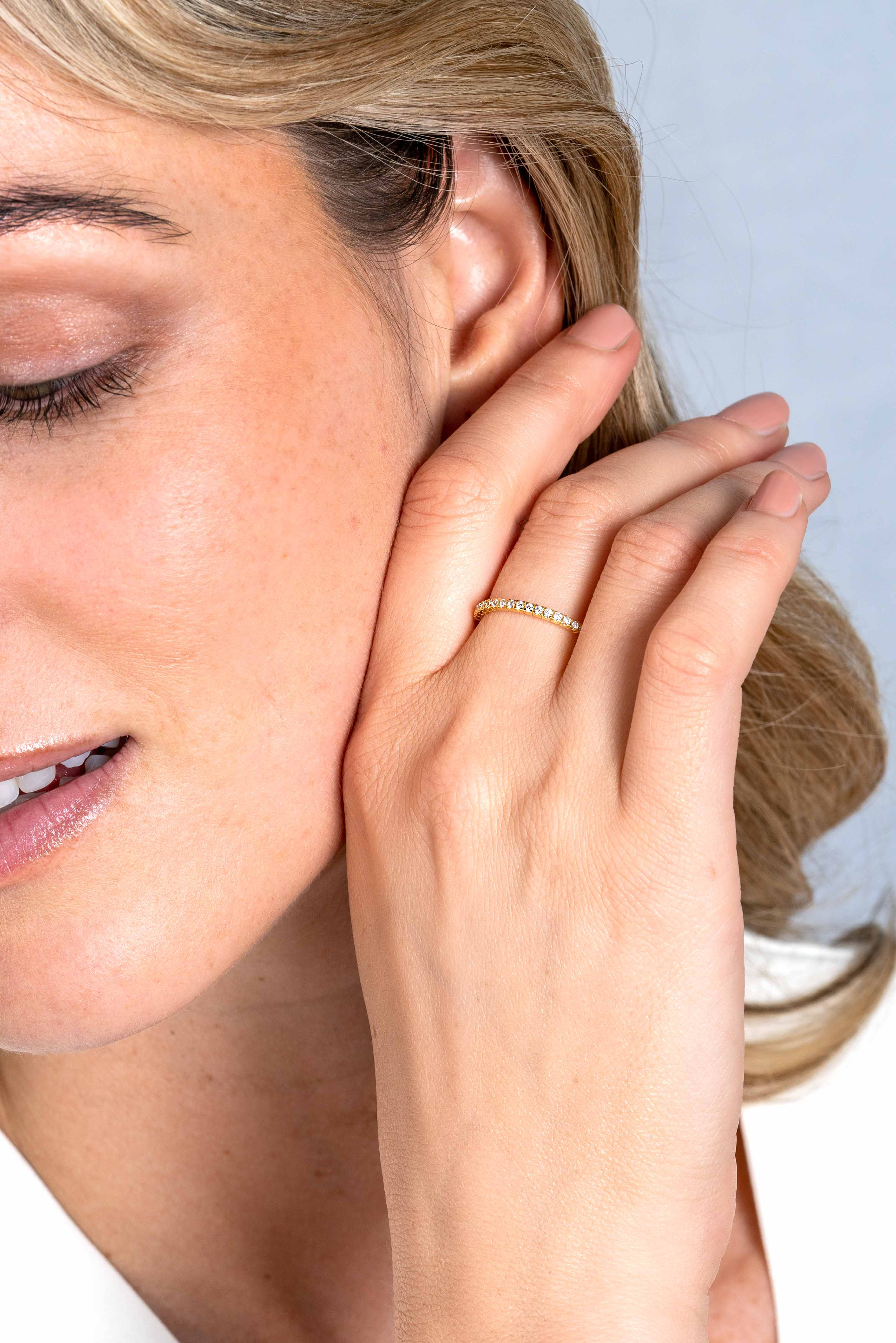 ZINZI Gold rijring bezet met zirconia's mt. 58