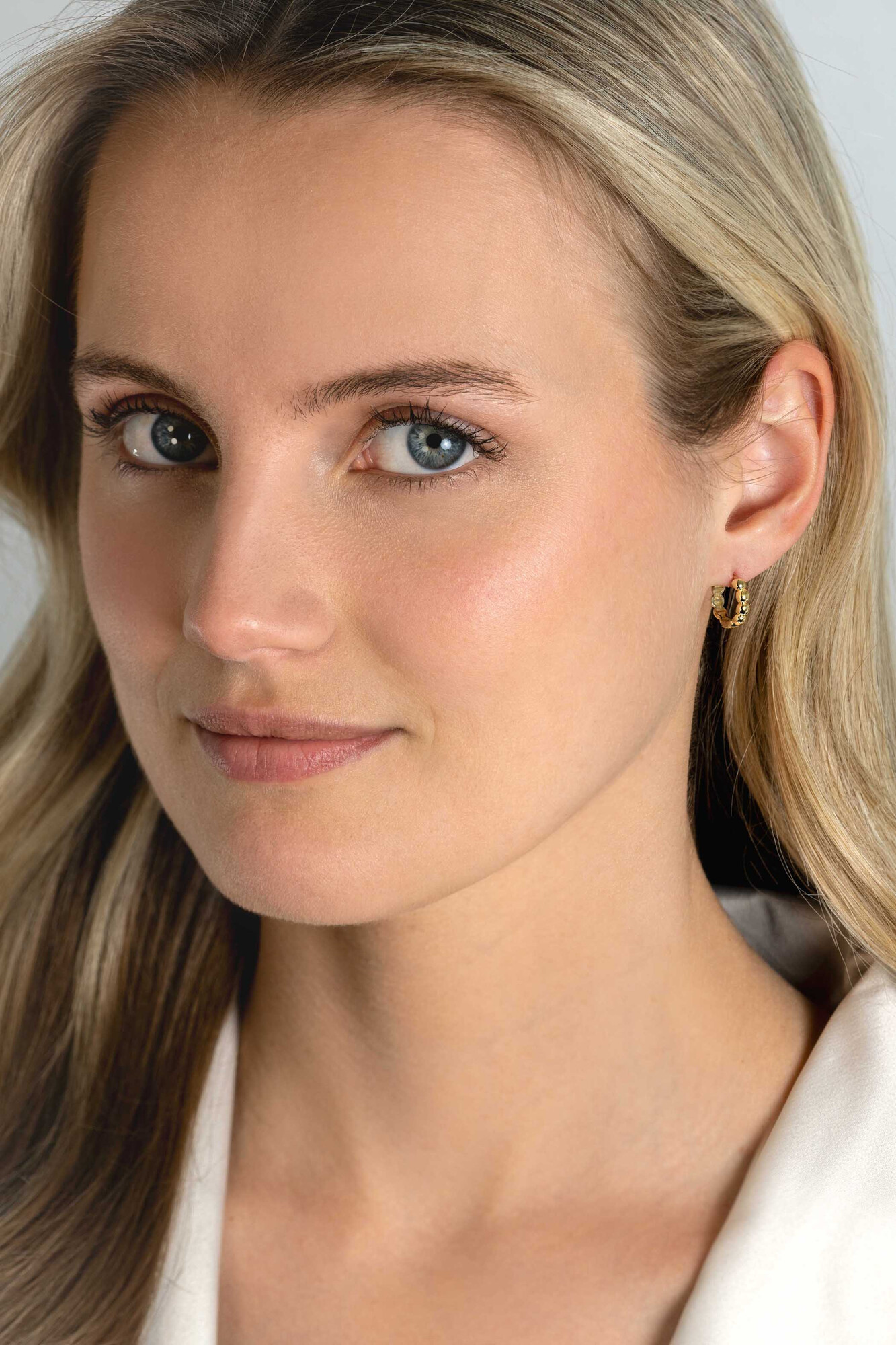 ZINZI GOLD klapcreolen bolletjes 13 x 3,3mm