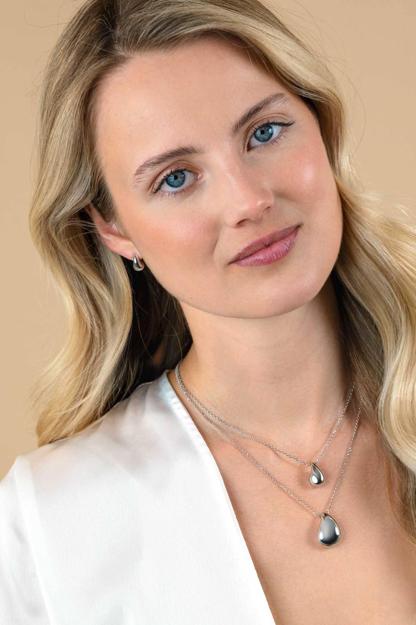 ZINZI Silber Jasseron-Kette 45 cm mit luxuriösem großen tropfenförmigen Anhänger (24 mm) ZIC2637