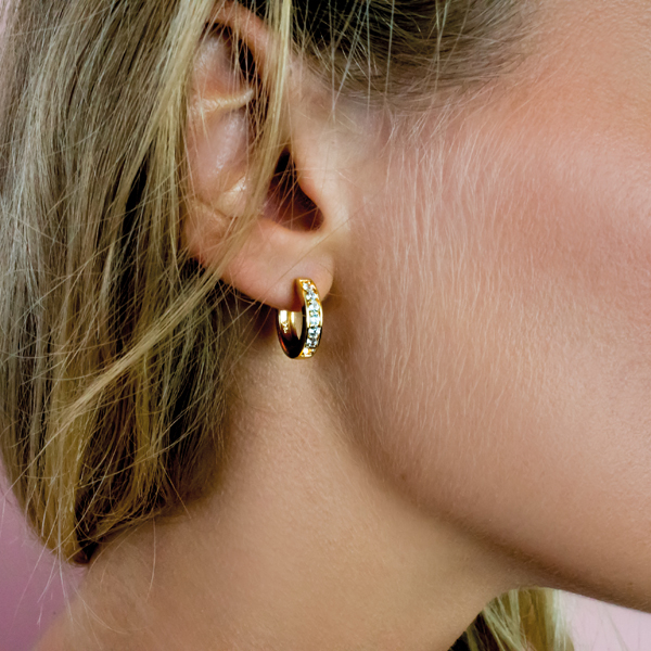 ZINZI silberne Ohrringe gelbvergoldet 15 x 3mm  weiß ZIO191Y