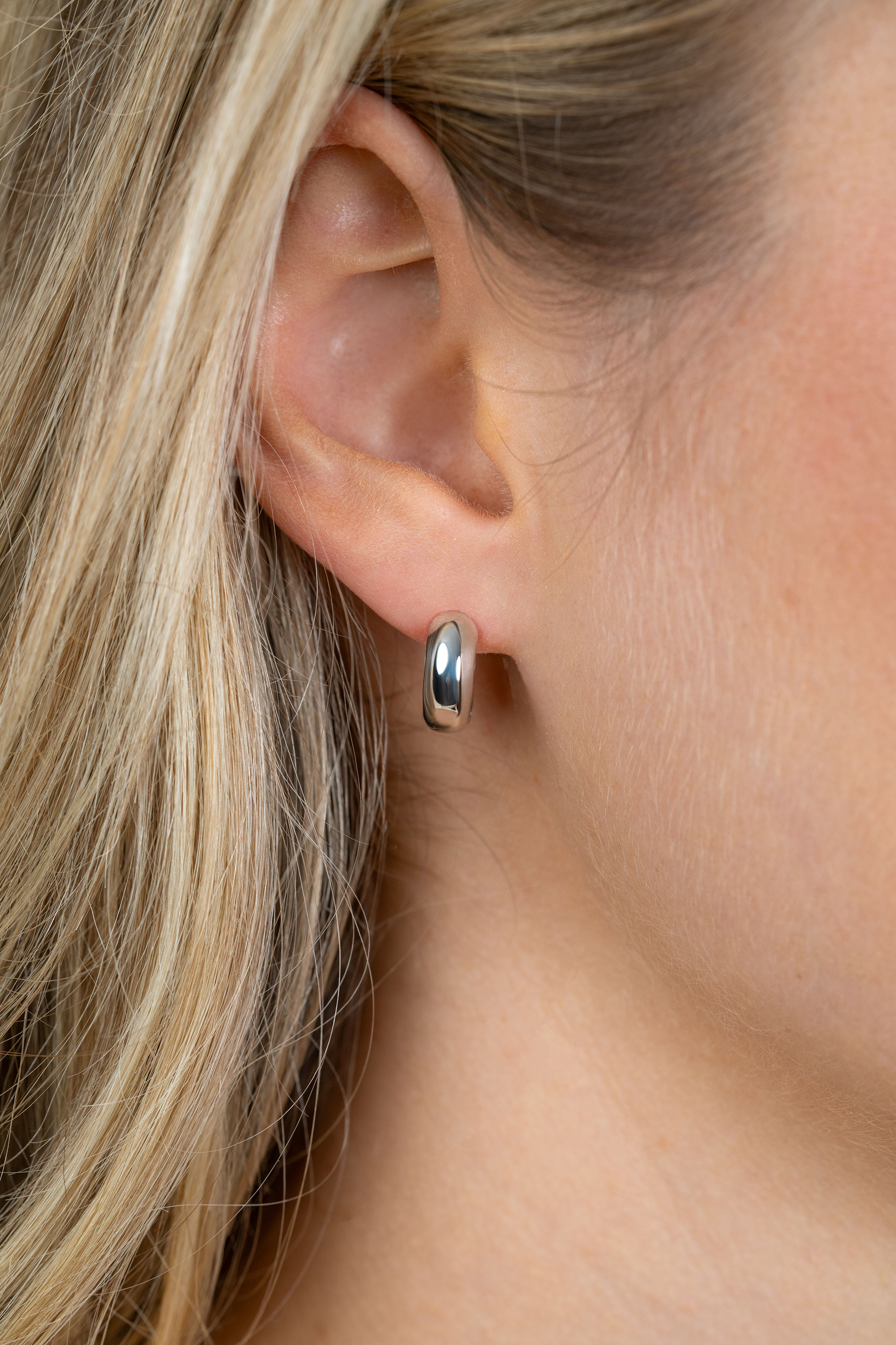 ZINZI zlv. klapcreolen half rond 13.5x5.0mm