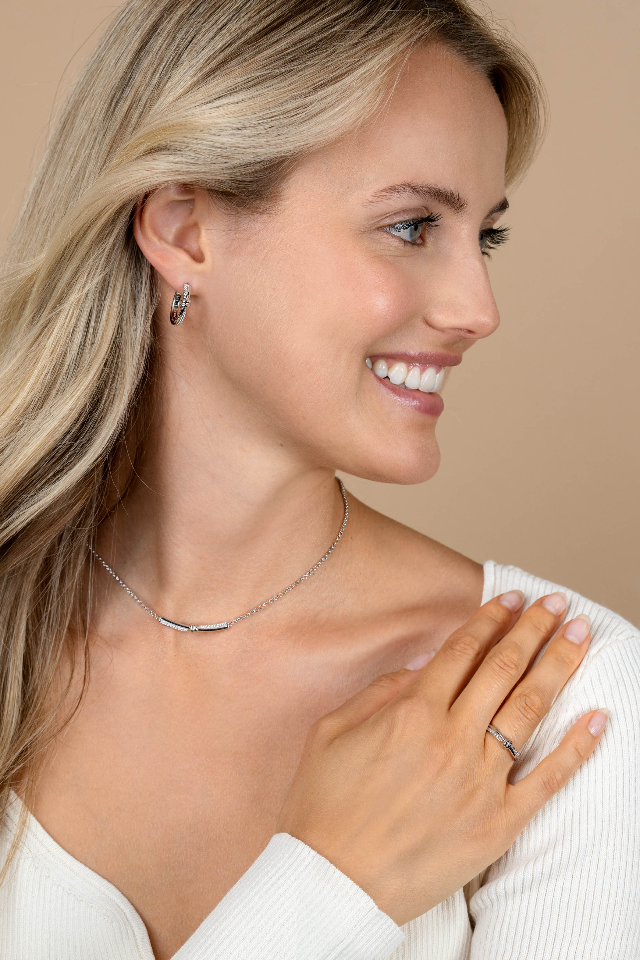 ZINZI Silber Jasseron-Kette mit luxuriösem Twist-Anhänger mit Knoten und weißen Zirkonias, 42-45 cm ZIC2680