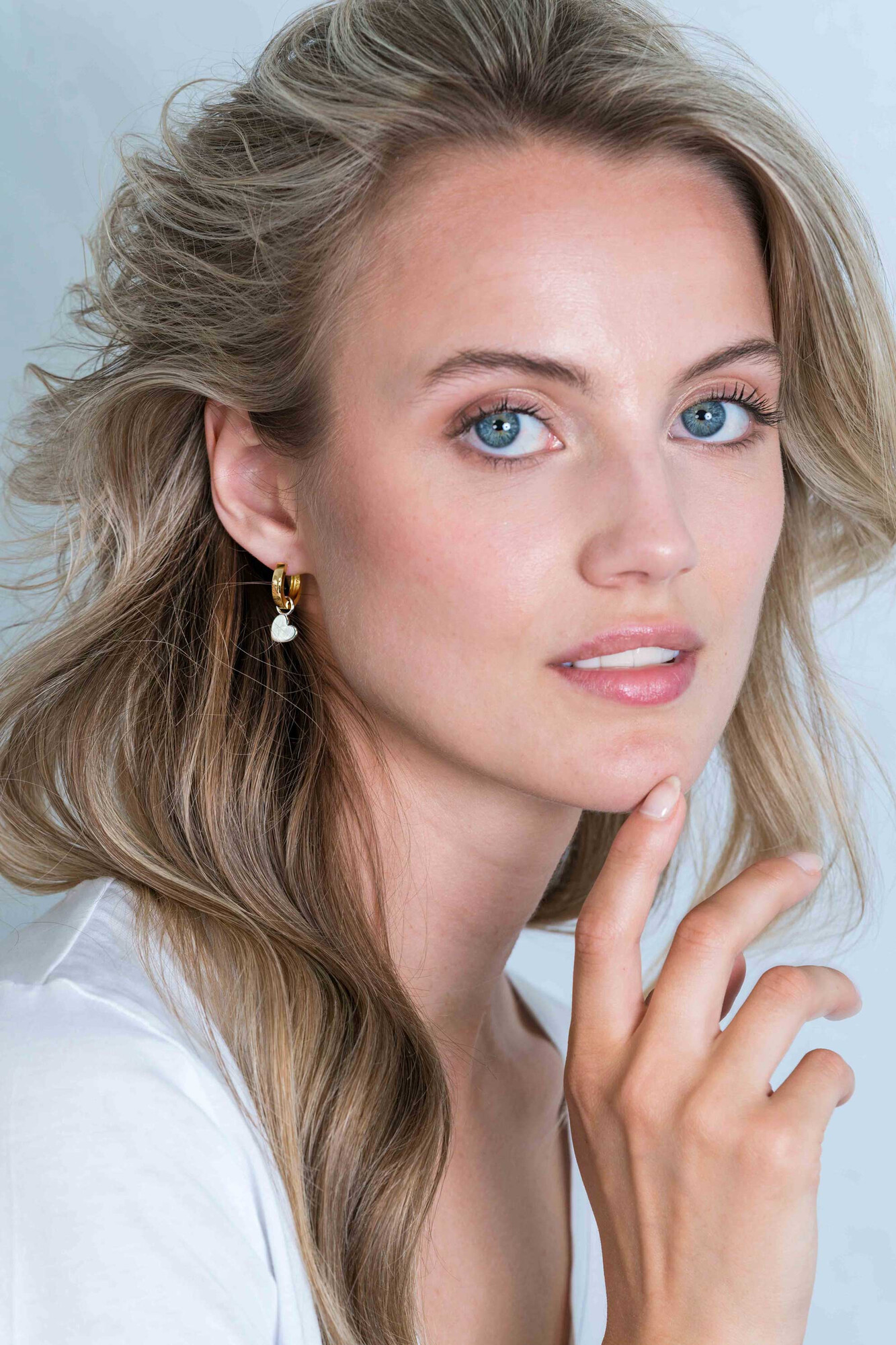 ZINZI silberne Ohrhänger Herzform 8mm ZICH1826