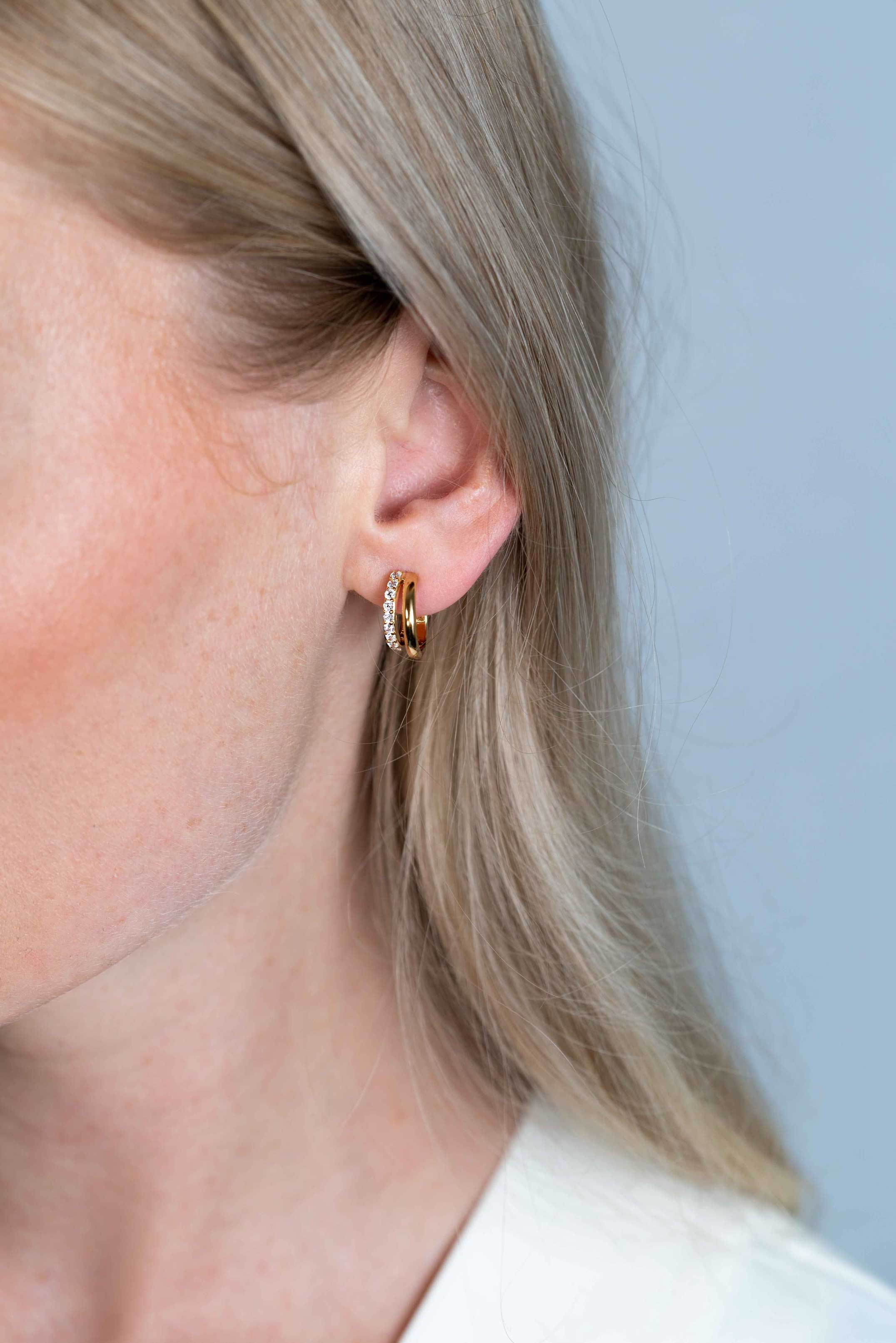 ZINZI silberne Multi-Look-Ohrstecker extra 14K gelbvergoldet zweireihig mit weiße Zirkonias 15mm ZIO2254