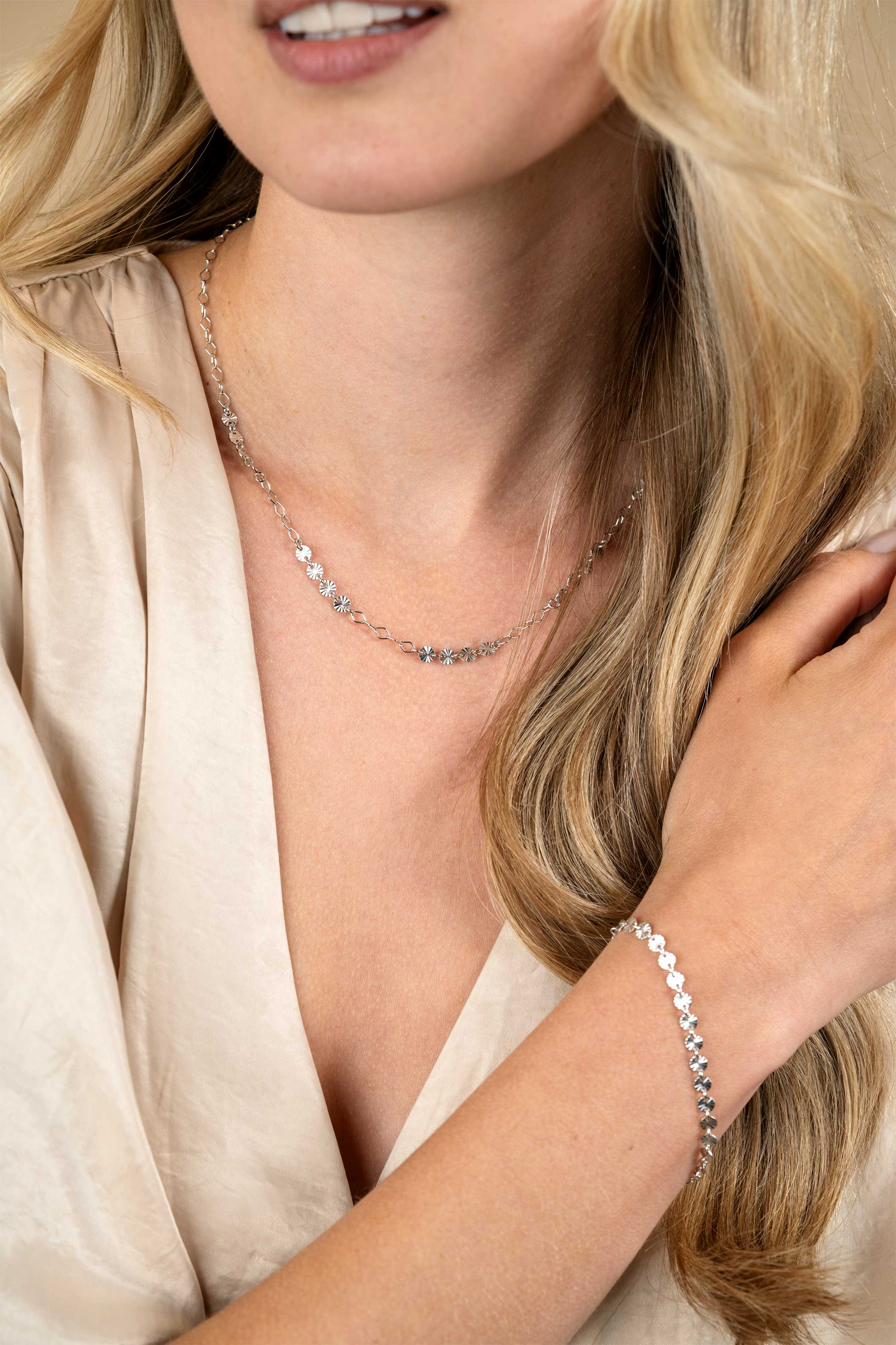 ZINZI zlv. armband met gediamanteerde rondjes