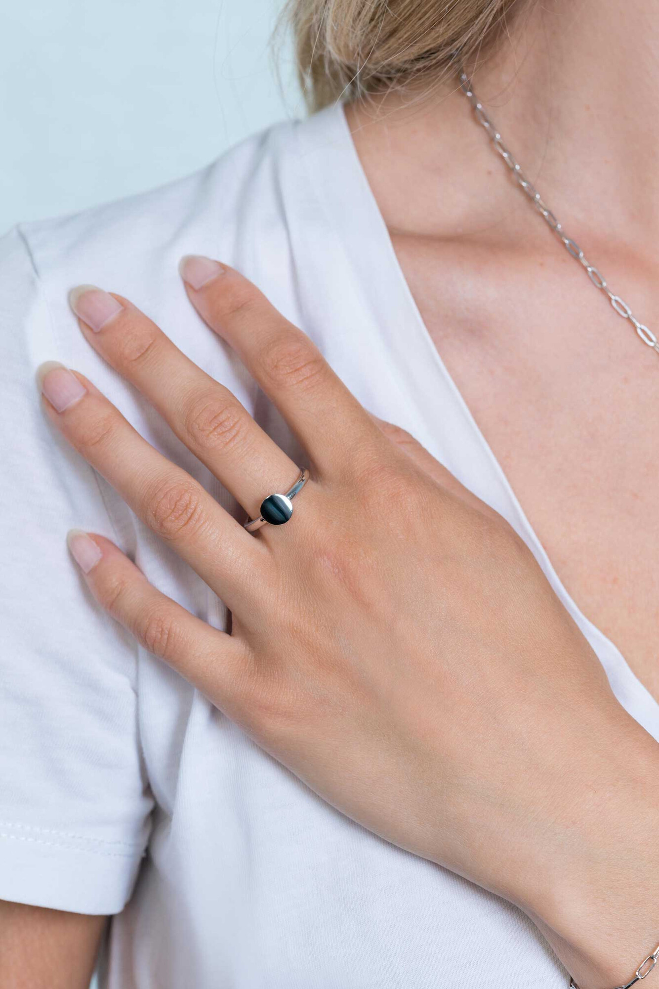 ZINZI silberner Ring runde glänzende Platte 8mm ZIR2220