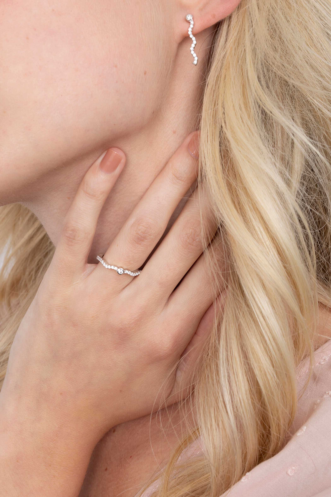 ZINZI silberner Ring wellige 'waves'  weiß ZIR2014