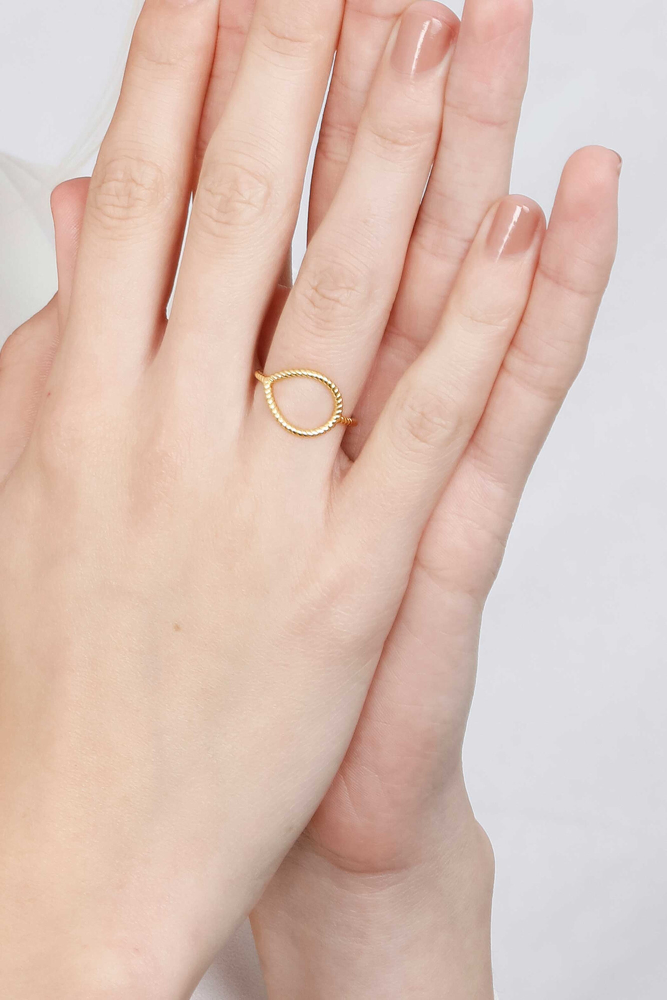 ZINZI silberner Ring gelb vergoldet Tropfenform ZIR2046G