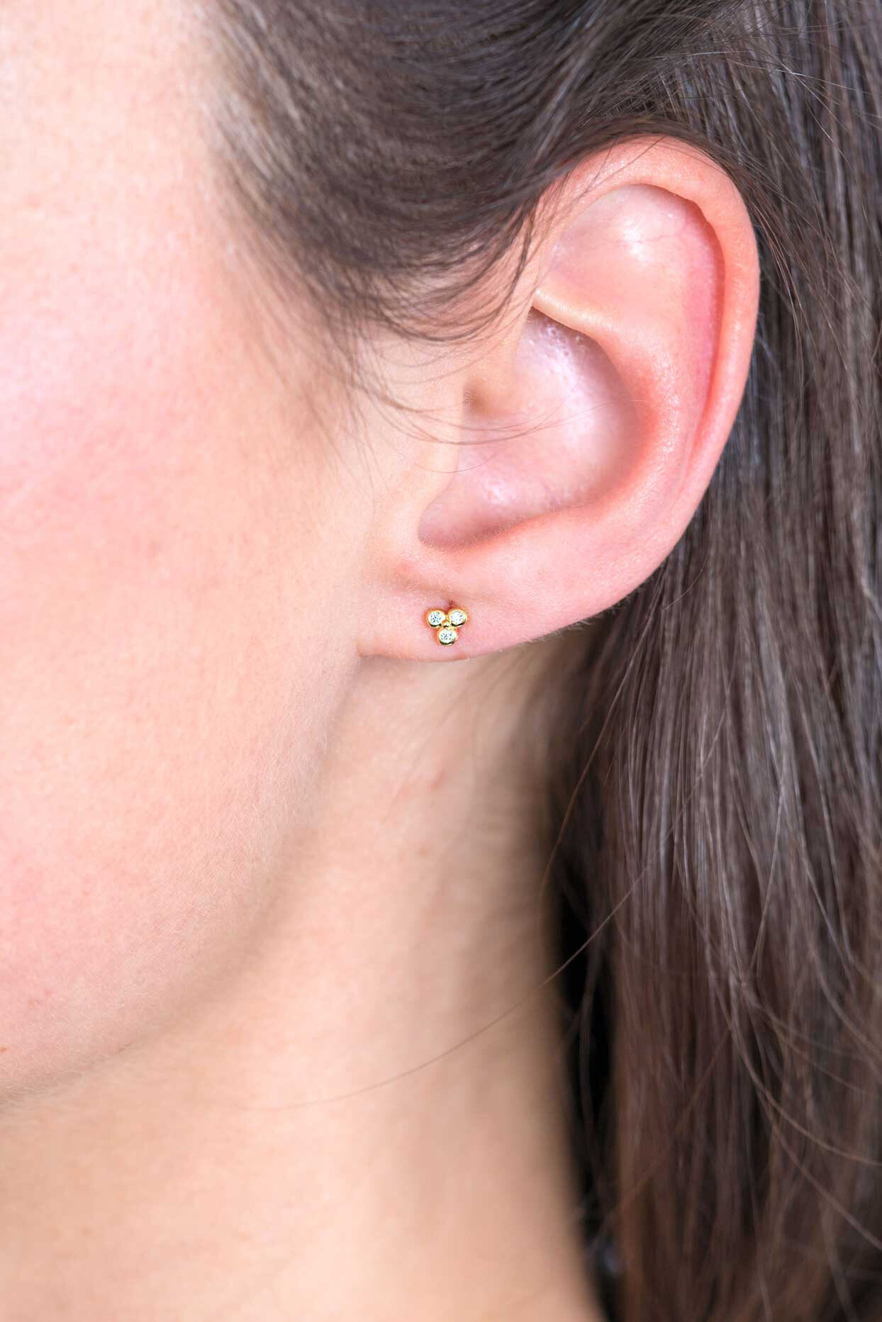 ZINZI silberne Ohrstecker 14K gelb vergoldet Kugel  weiße Zirkonia ZIO2174G