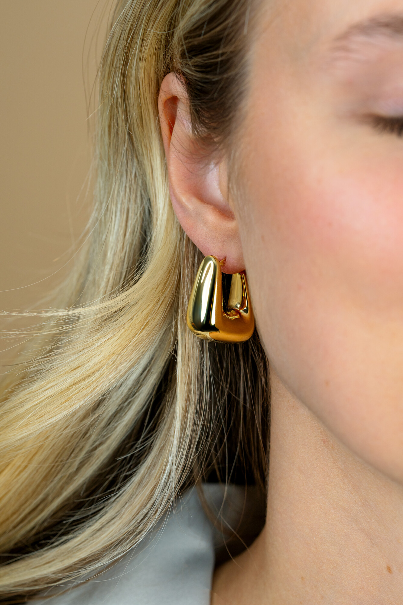 ZINZI zlv. oorringen gg.verg.scheve rechthoek breed