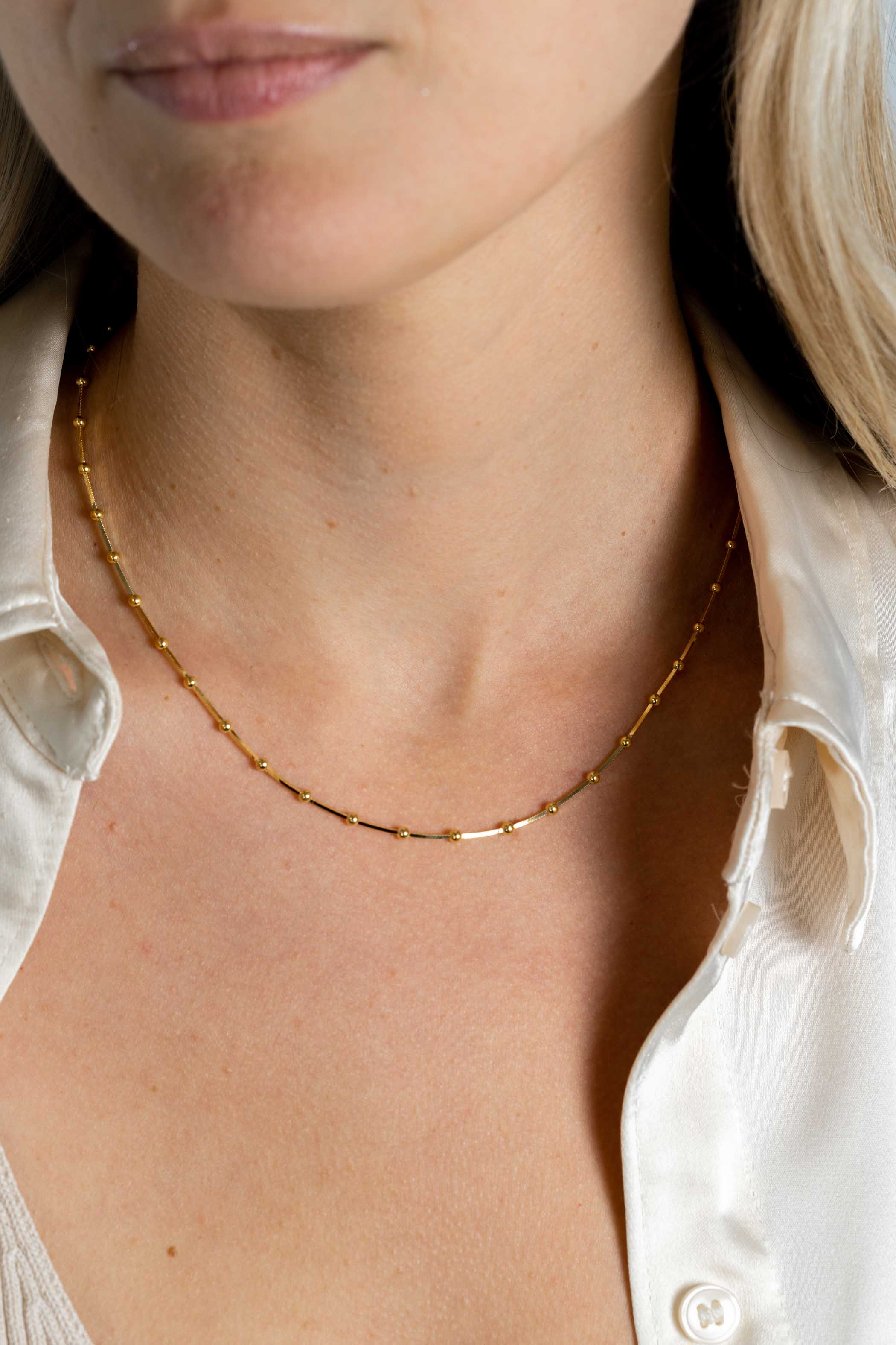 ZINZI zlv.gg.verg.slangencollier met bolletjes 42/45