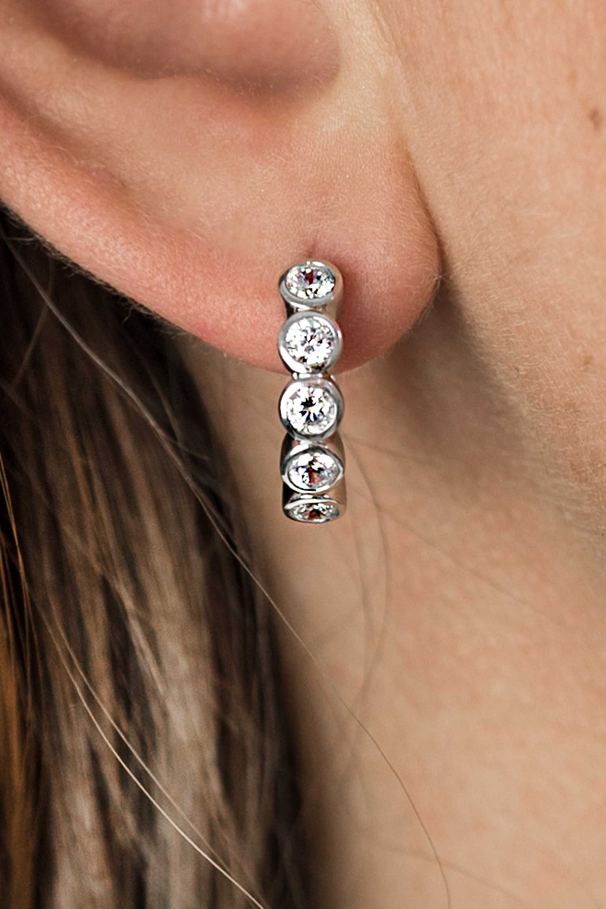 ZINZI silberne Ohrringe rund  weiß 15 x 4mm ZIO1838