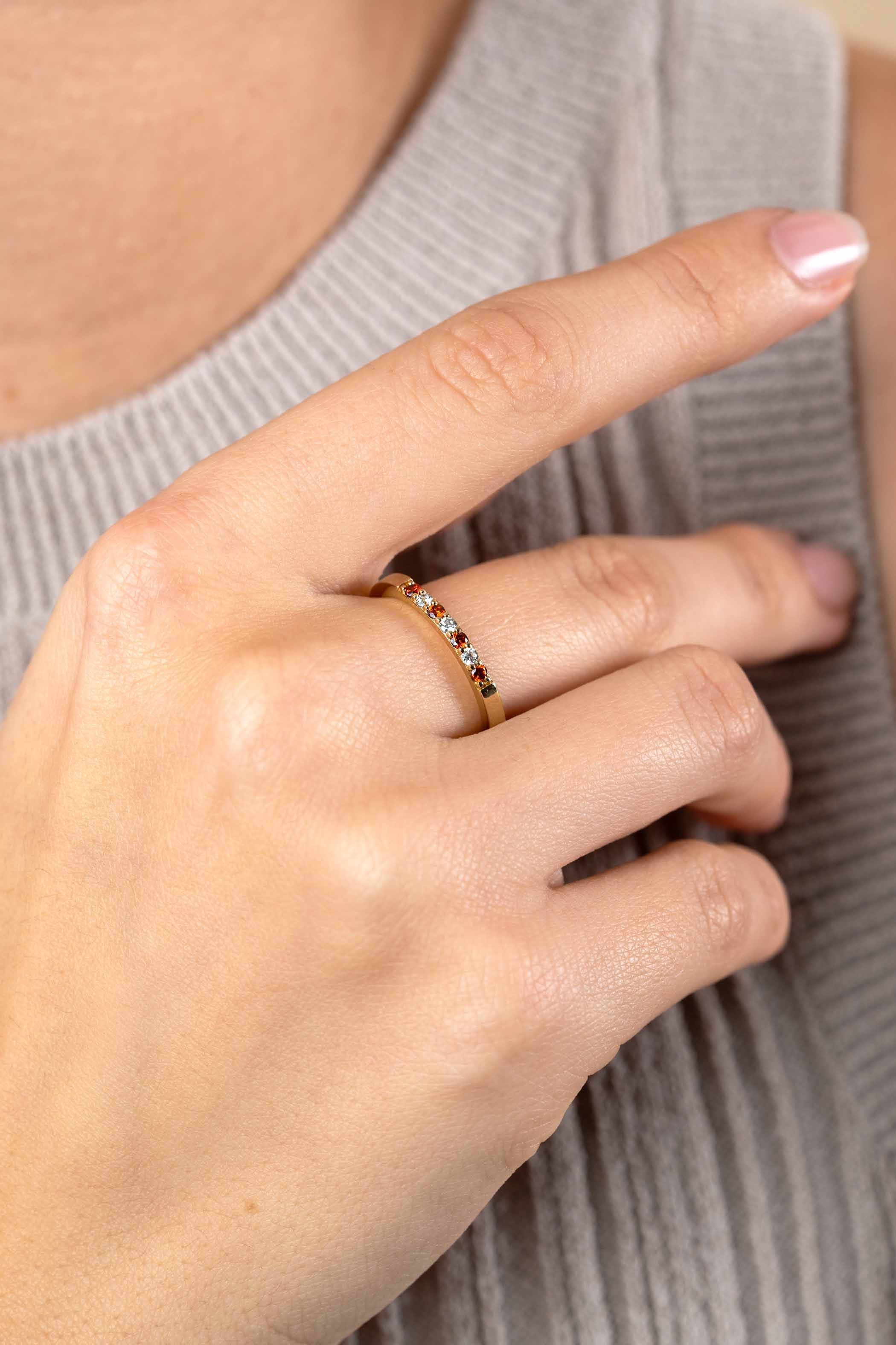 ZINZI zlv. aanschuifring gg.verg.rood/wit zirc. mt.62