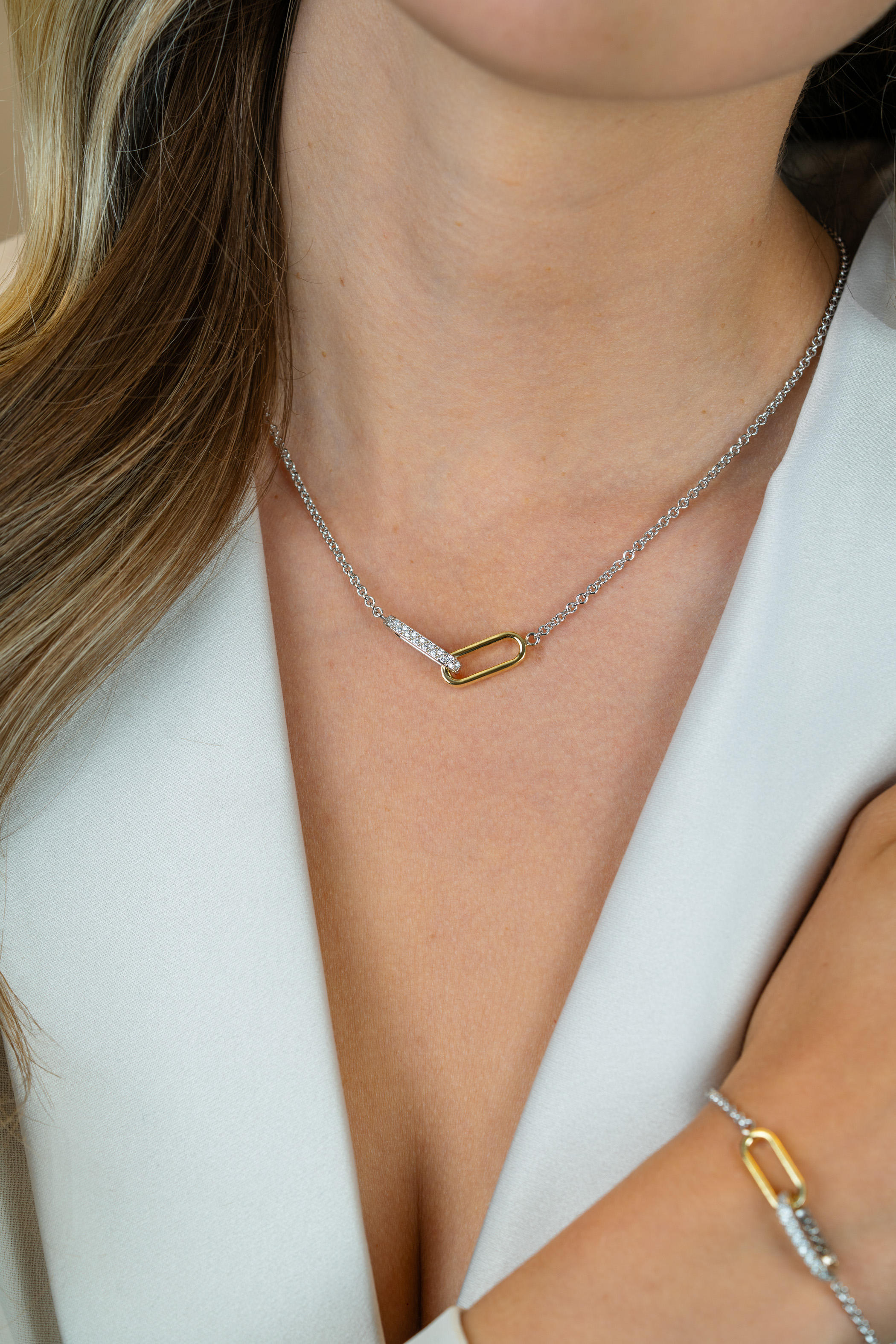 ZINZI zlv. collier bic. met verbonden schakels 1xzirc.