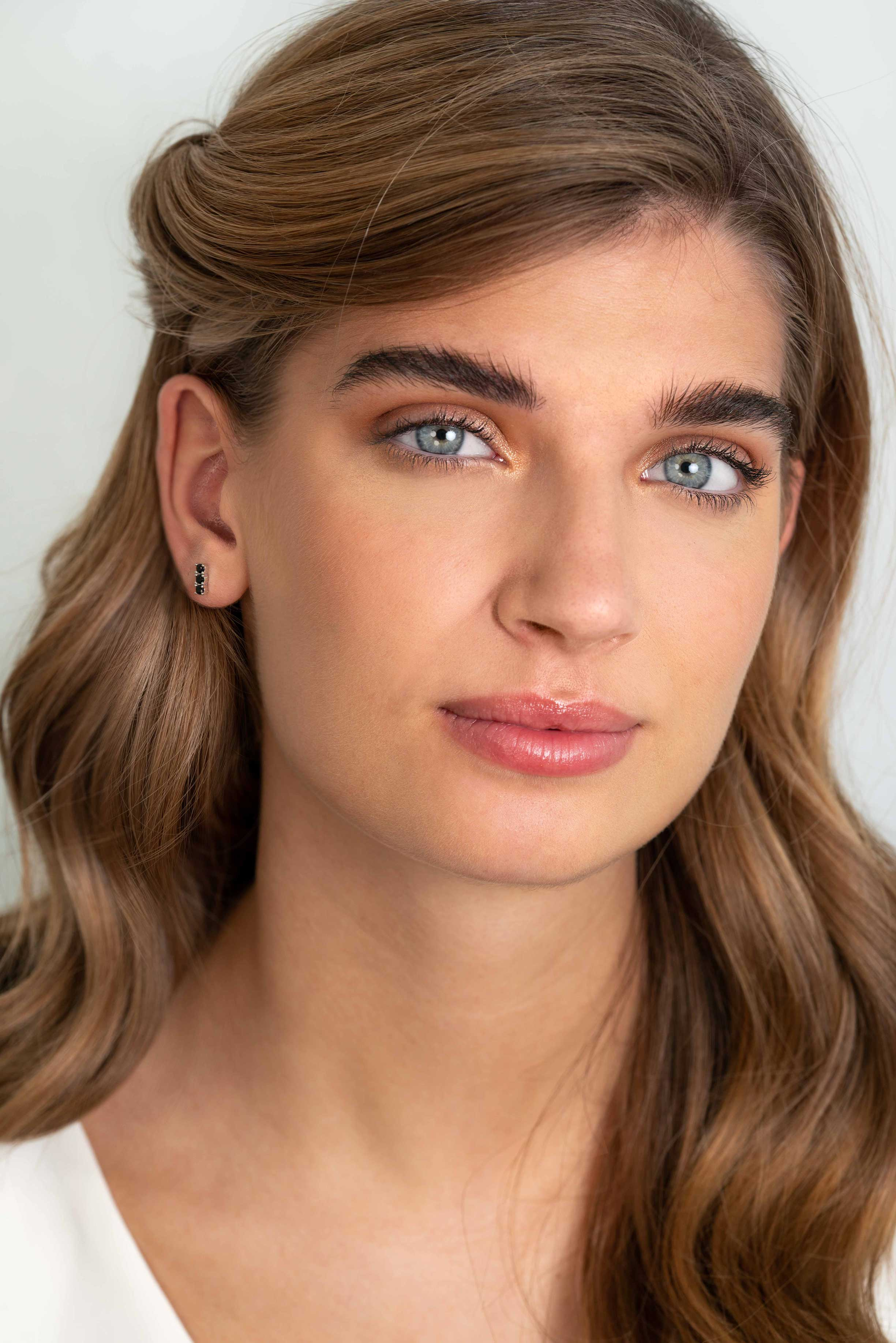 ZINZI silberne Ohrstecker 8mm Stab Chaton-Set schwarz ZIO2127Z