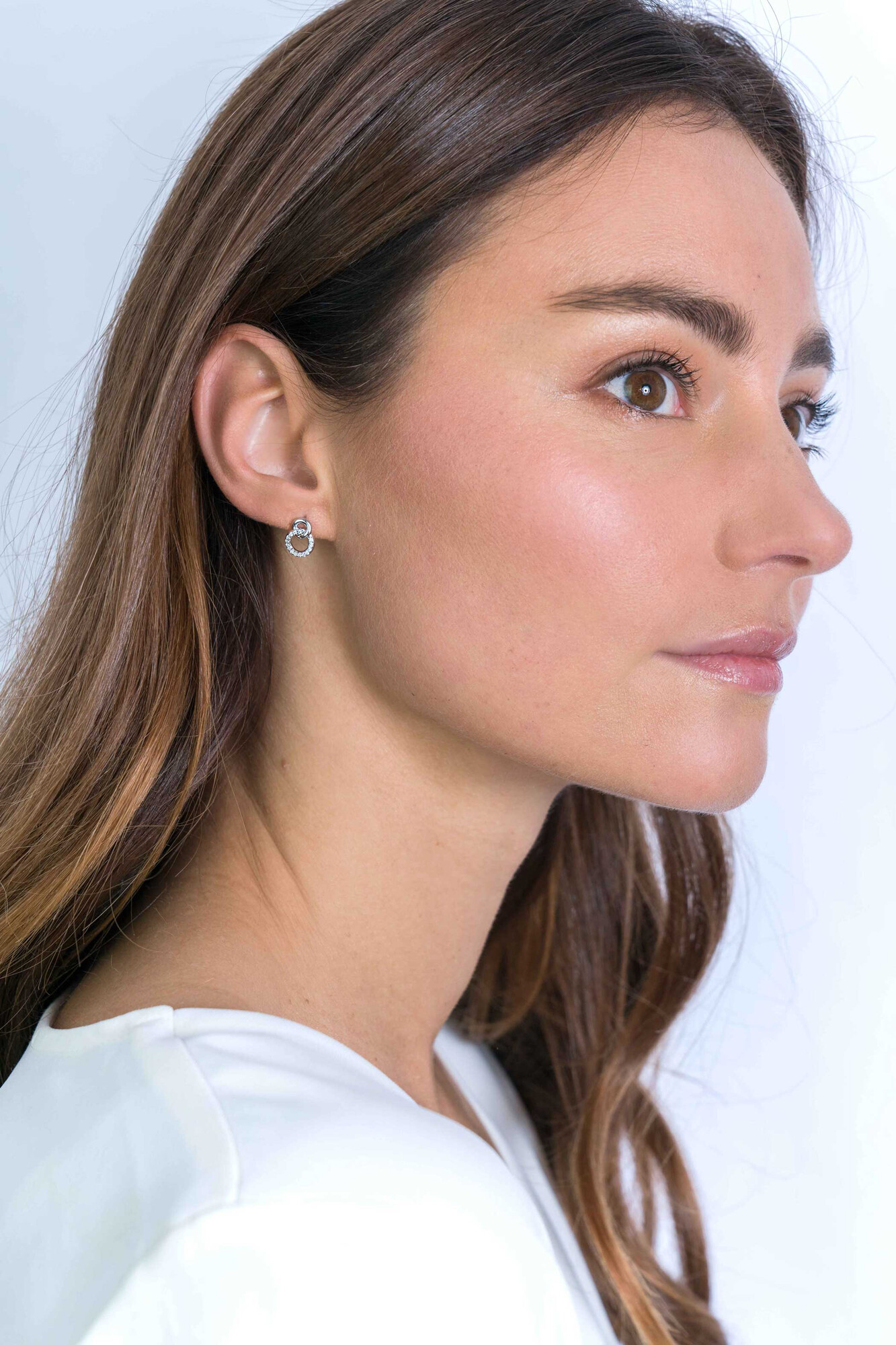 ZINZI silberne Ohrstecker 11mm verbunden Kreise glatt und  weiße Zirkonia ZIO2045