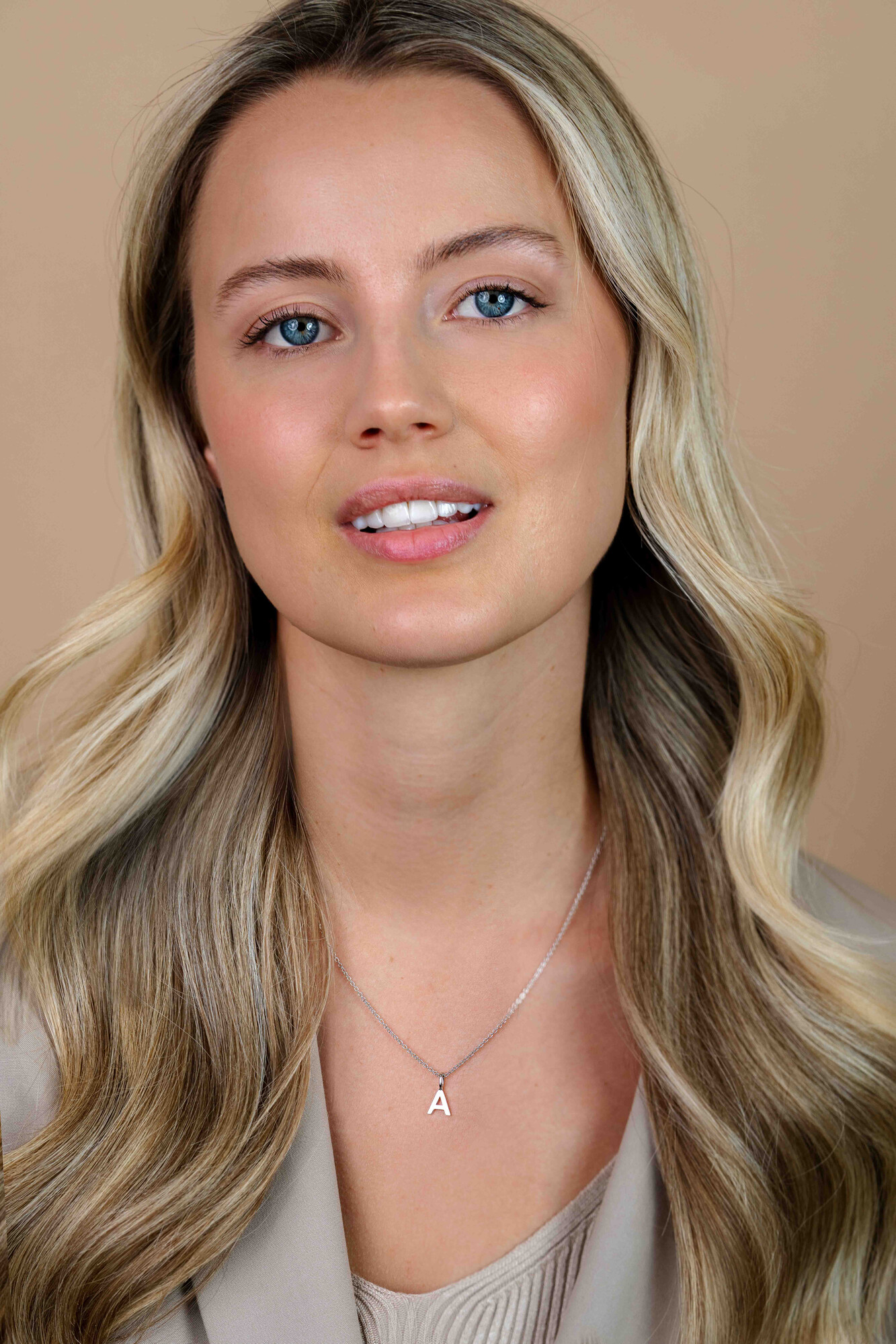 ZINZI silberner Buchstaben Anhänger A ZIH2140A