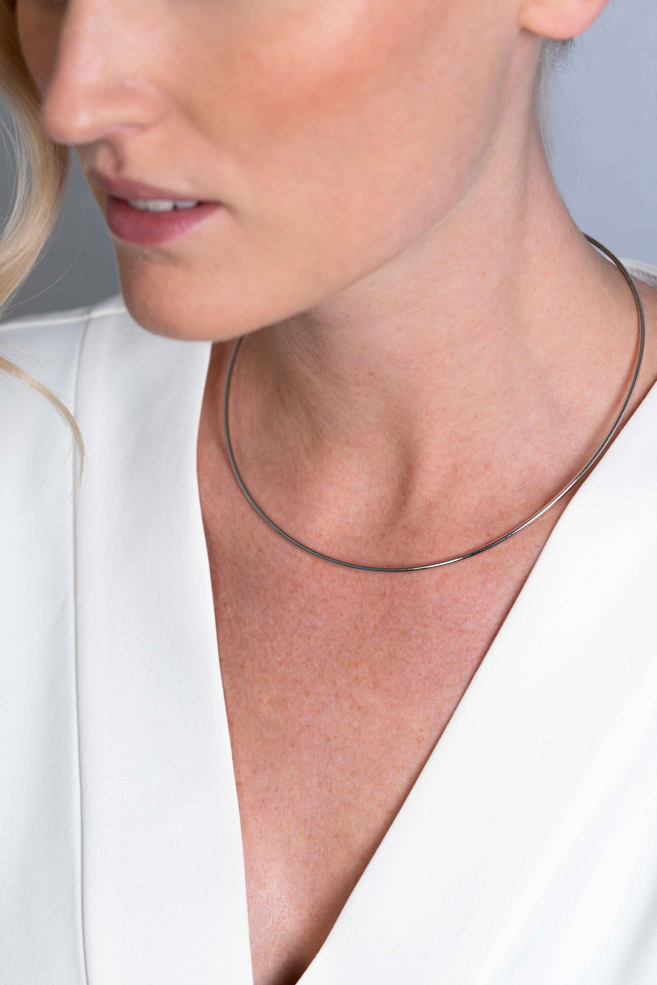 43cm Zinzi silberne omega Halskette 1,5mm breit ZIOM15-43