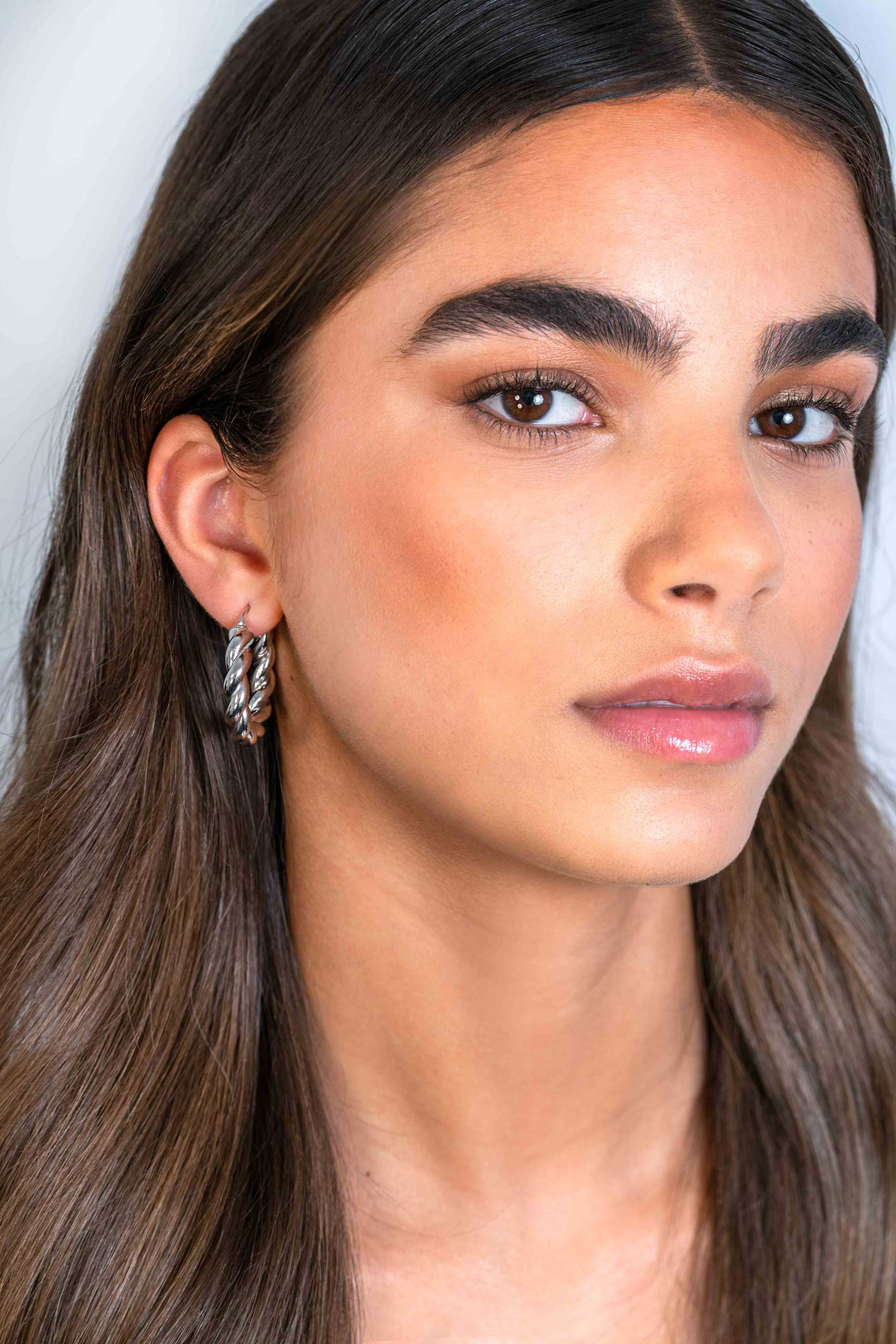 ZINZI zlv. oorringen gedraaid 32x6mm